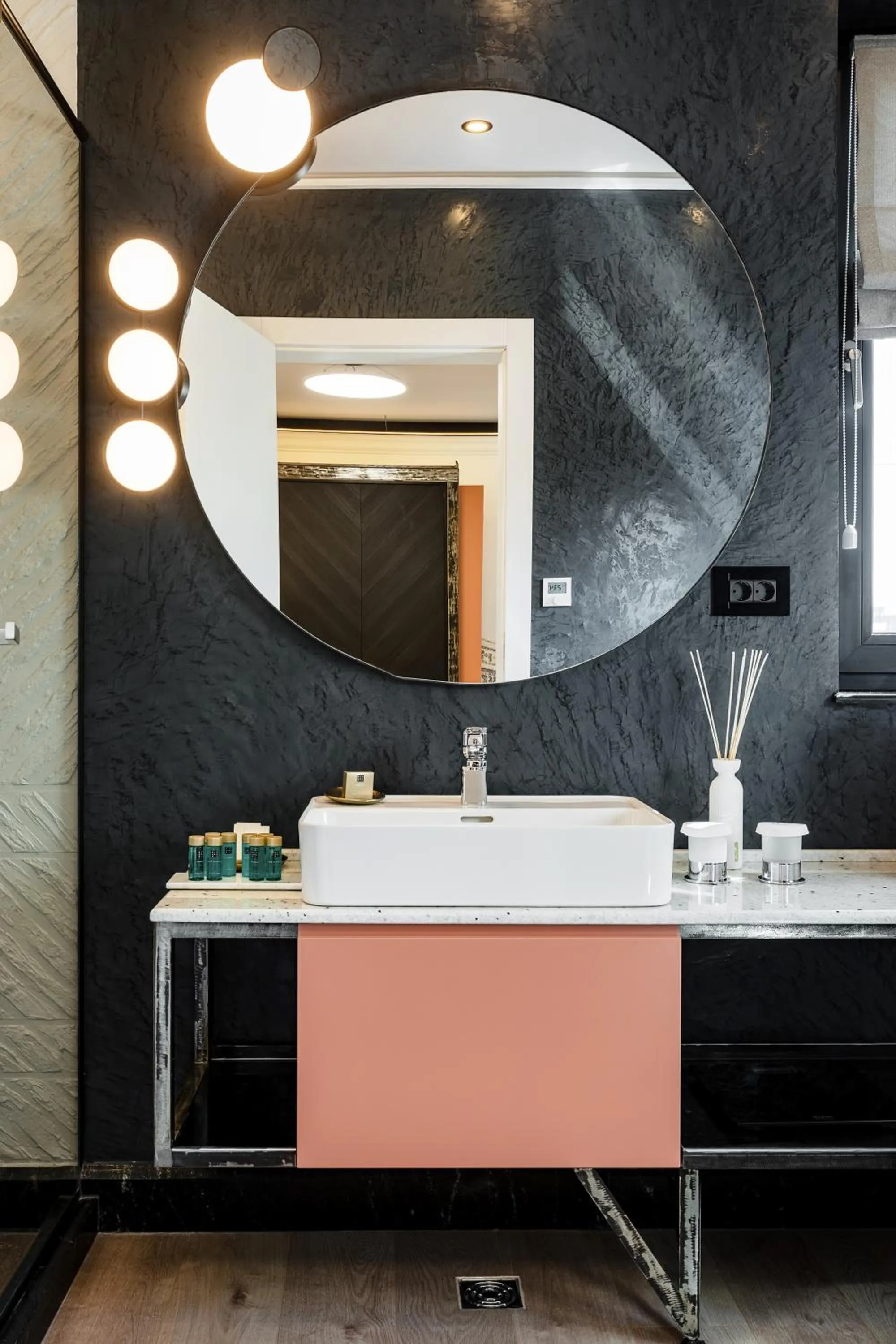 Bathroom in Rosetti One