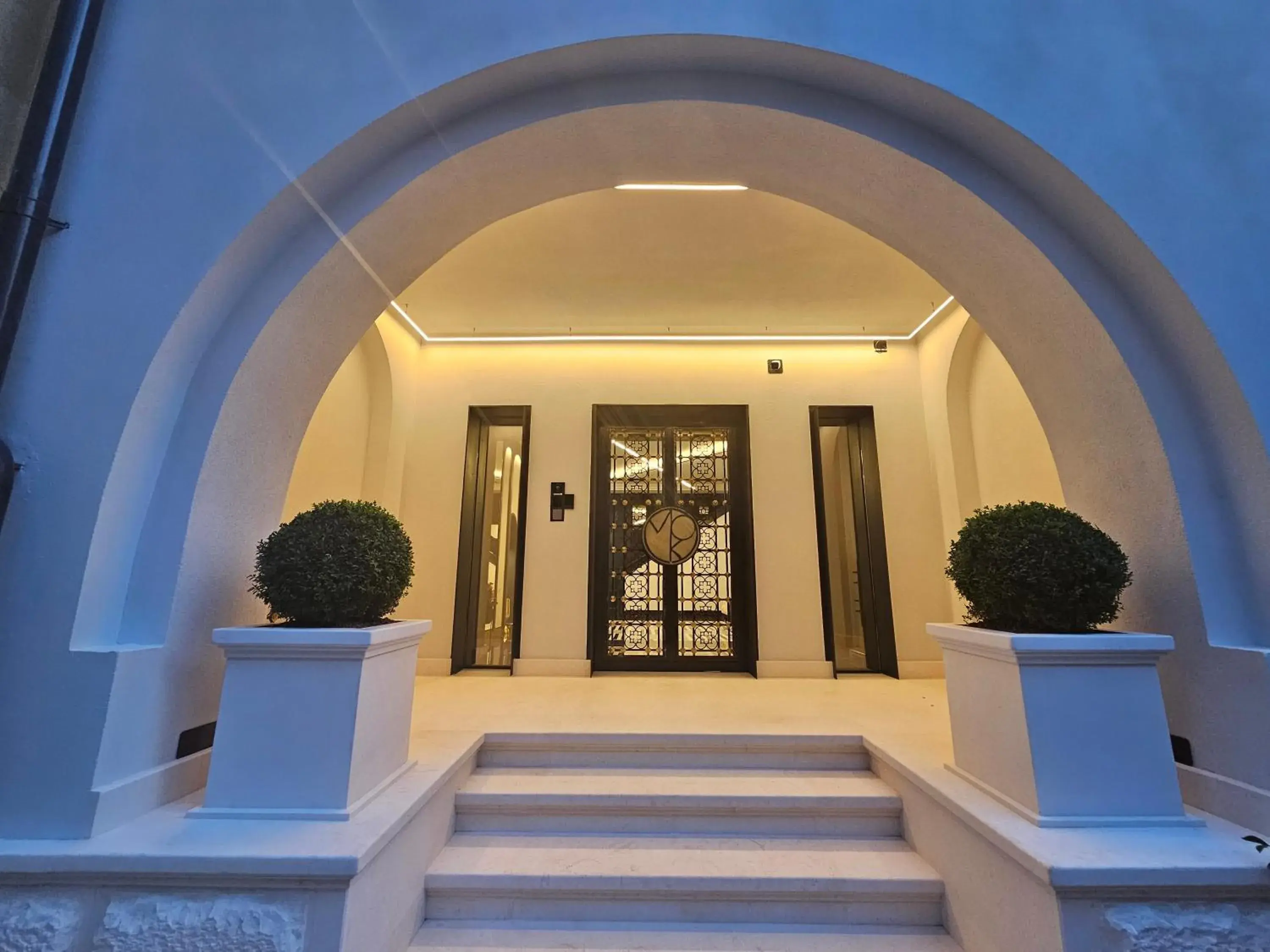 Facade/entrance in Rosetti One Facade/entrance in Rosetti One