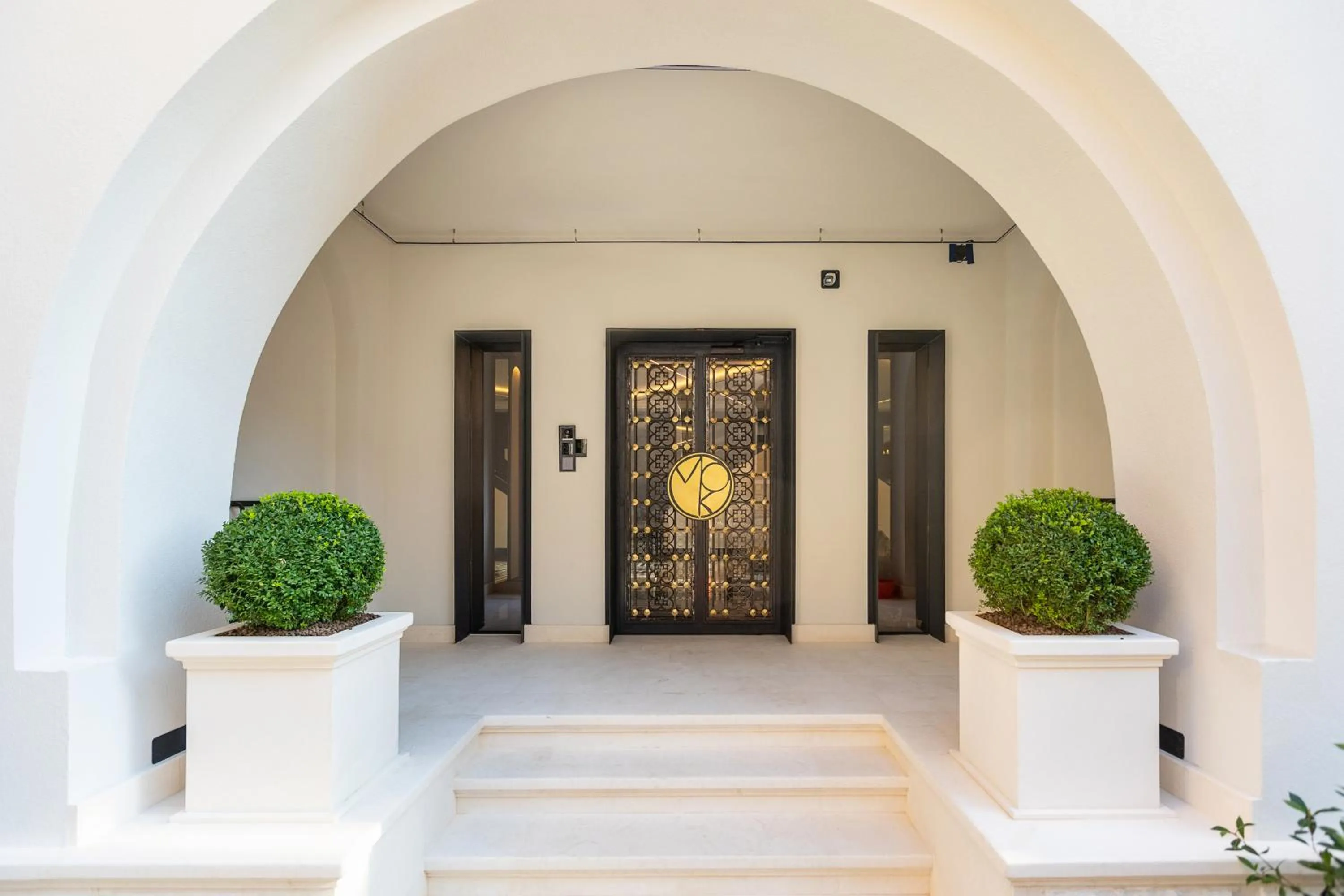 Facade/entrance in Rosetti One