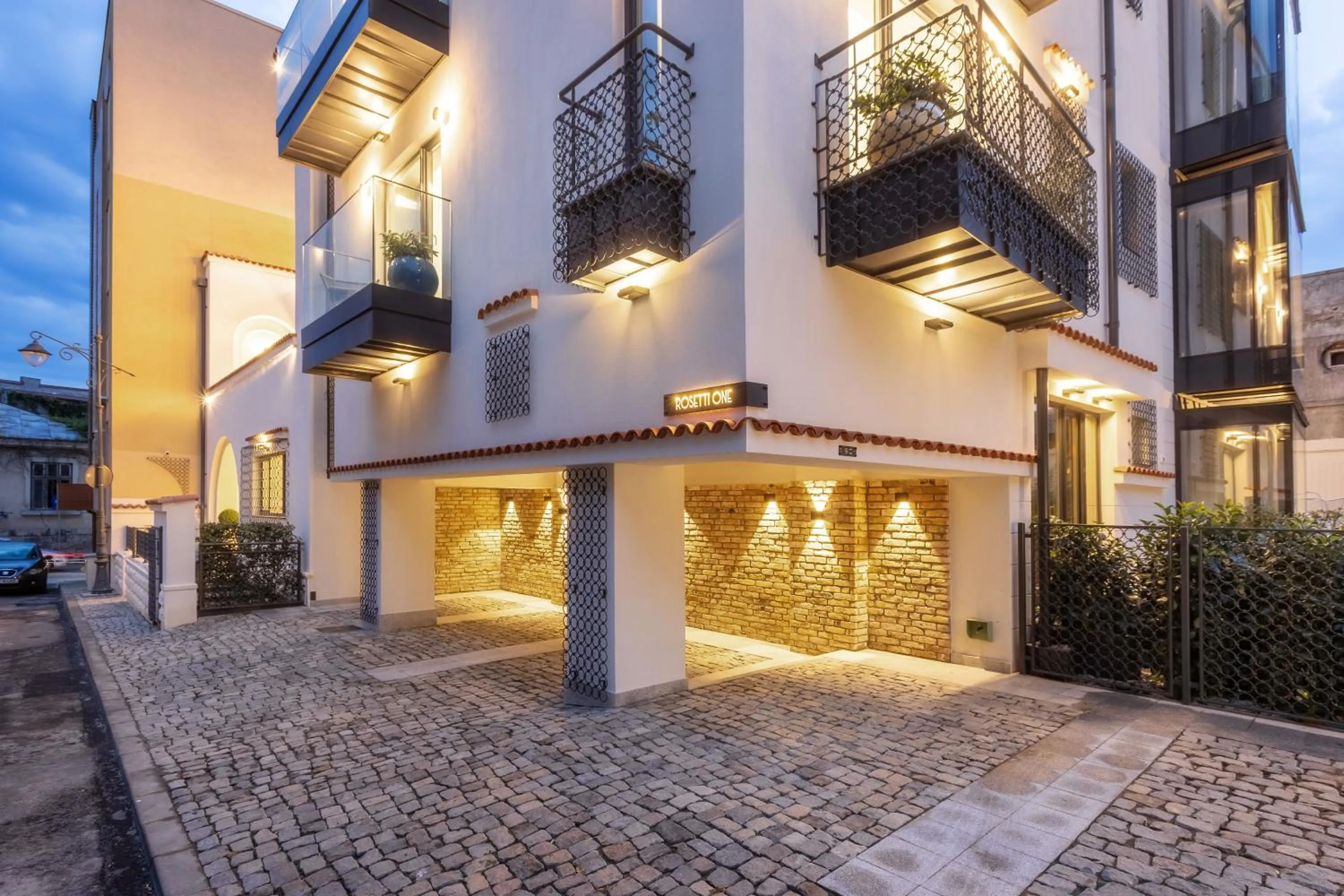 Property building in Rosetti One