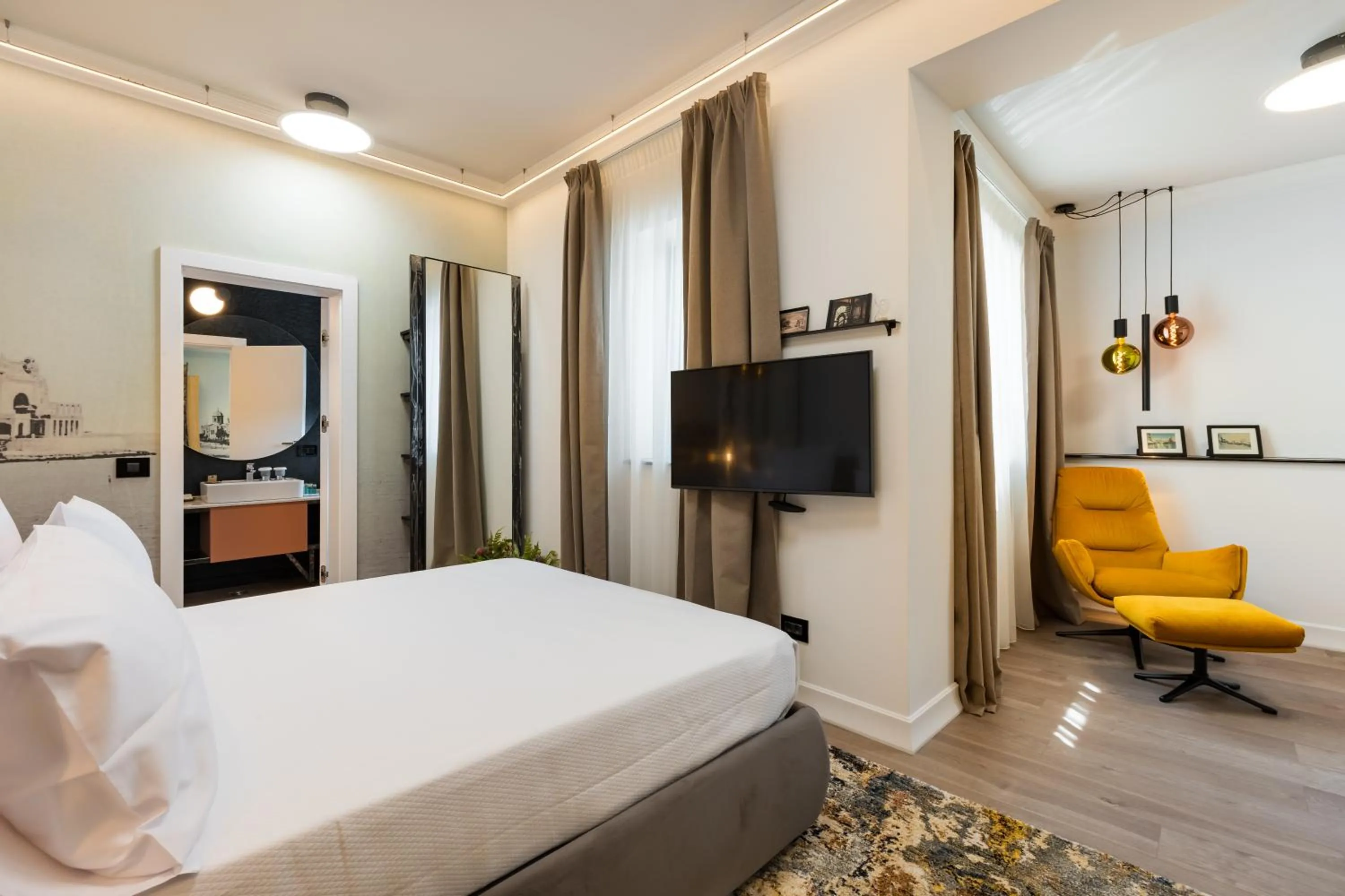 View (from property/room), Bed in Rosetti One