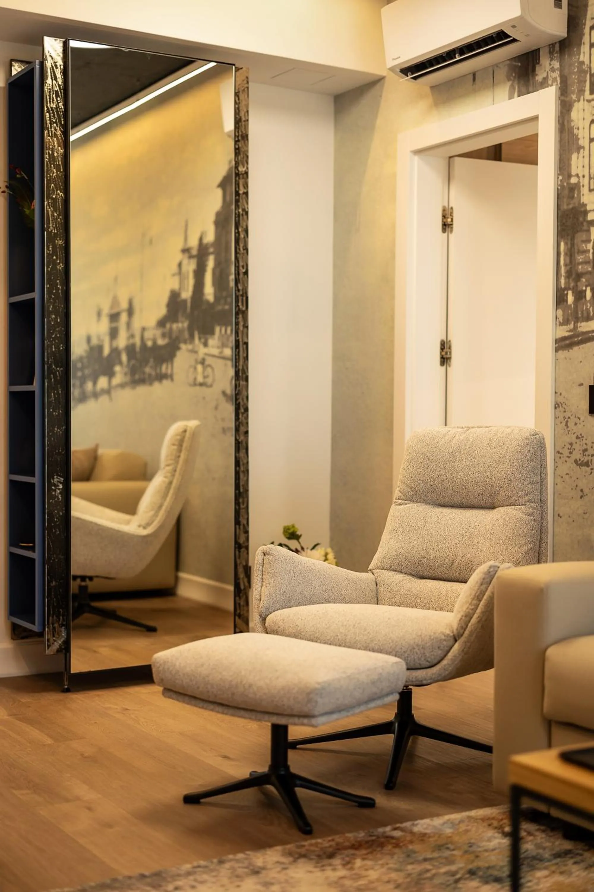 Living room in Rosetti One