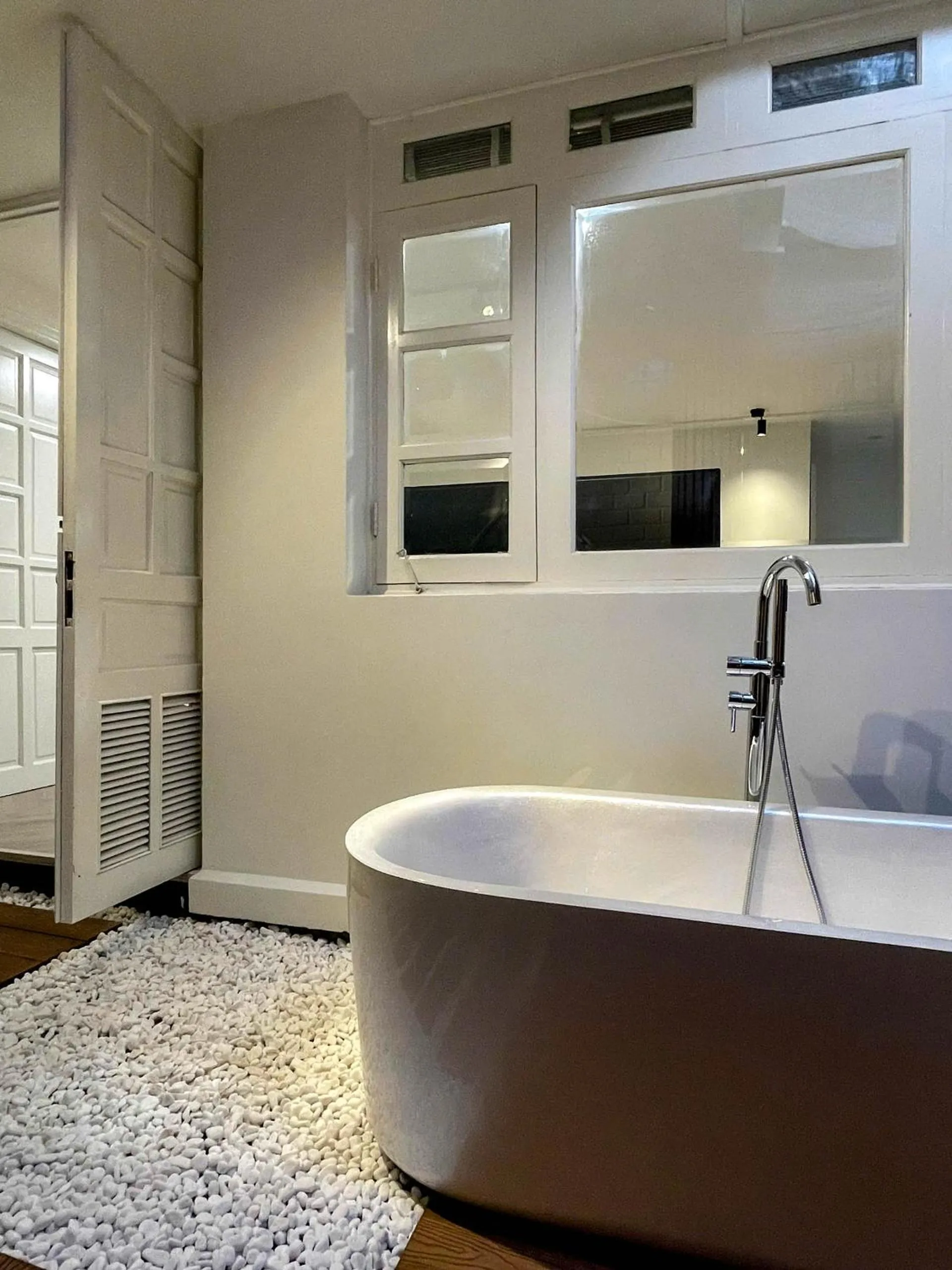 Bathroom in Zeus Living - Room in Villas An Phu