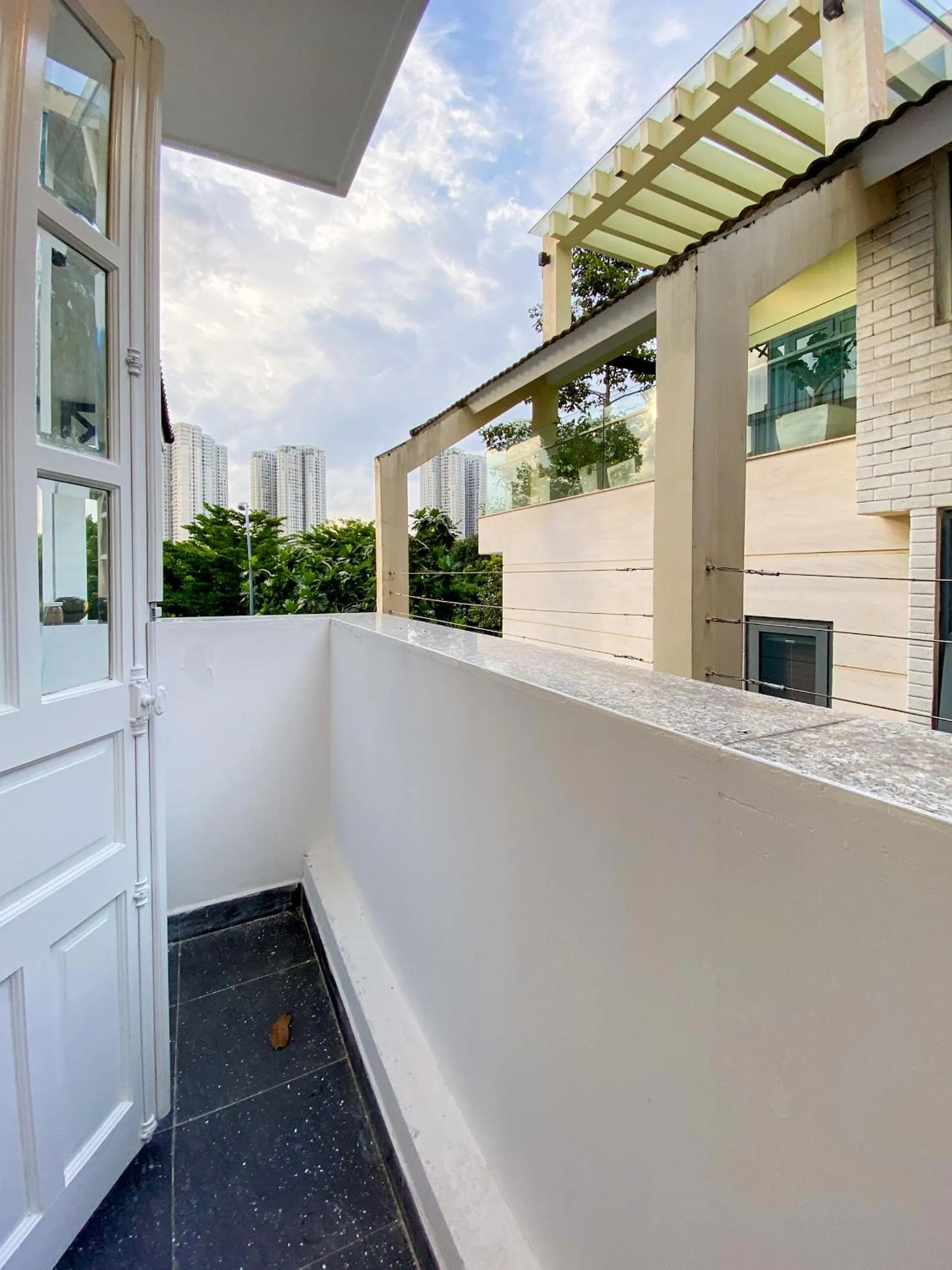 Property building in Zeus Living - Room in Villas An Phu