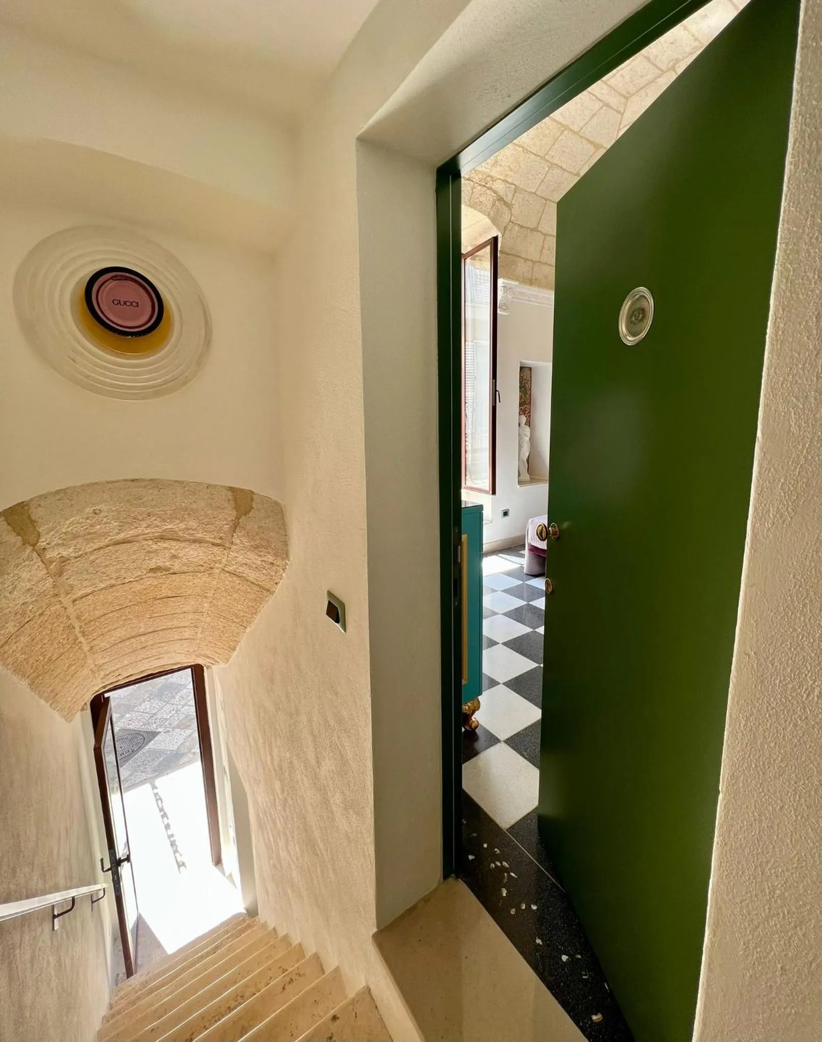 Facade/entrance in Incentro Domus