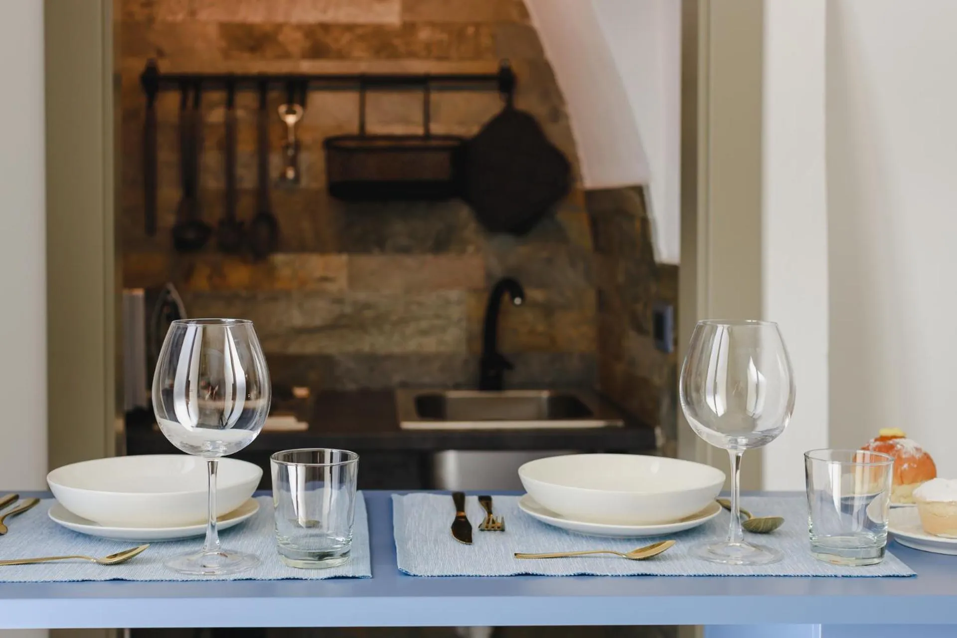 Dining area in Incentro Domus