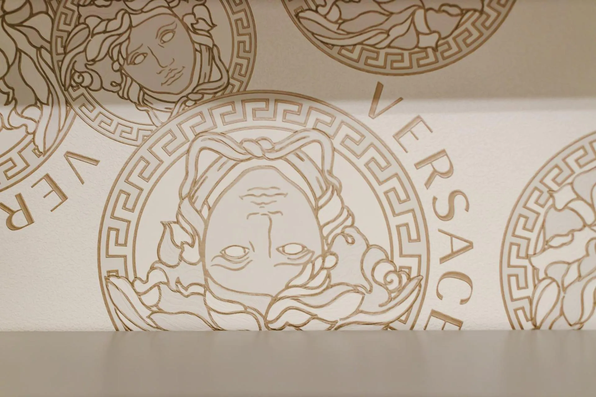 Decorative detail in Incentro Domus