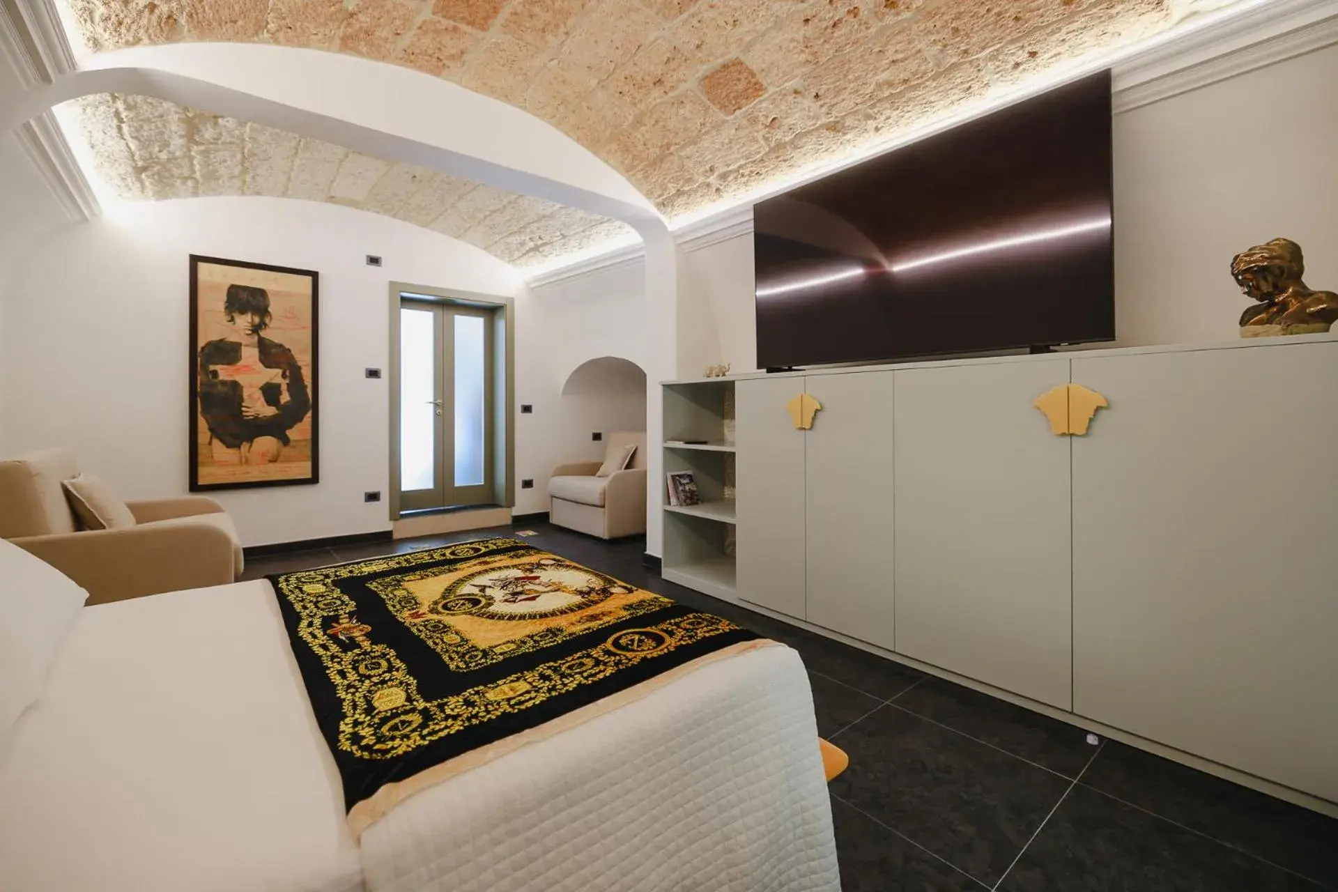 Deluxe Family Suite in Incentro Domus Deluxe Family Suite in Incentro Domus