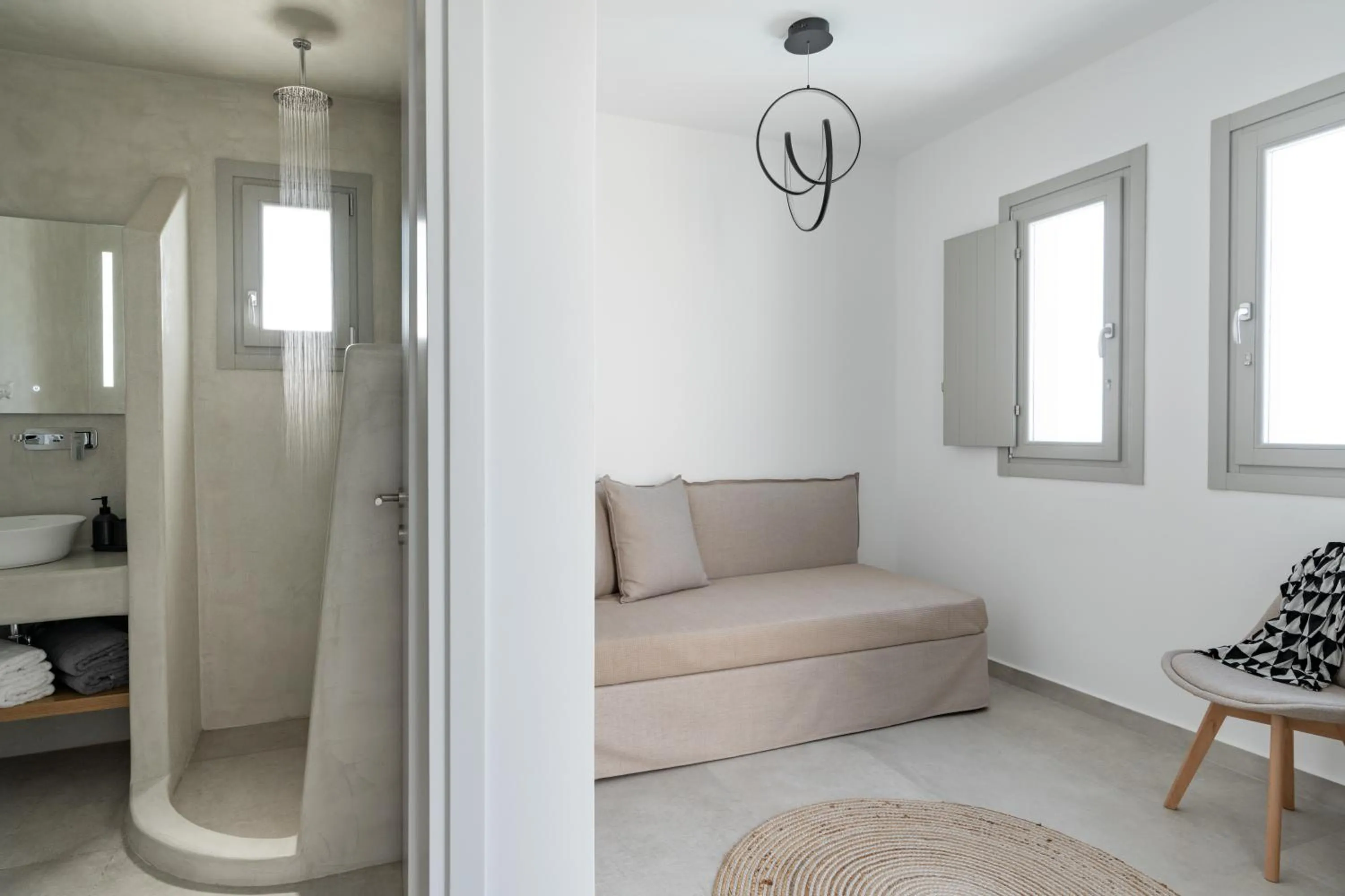 Shower in Alegria by Casa Sigalas