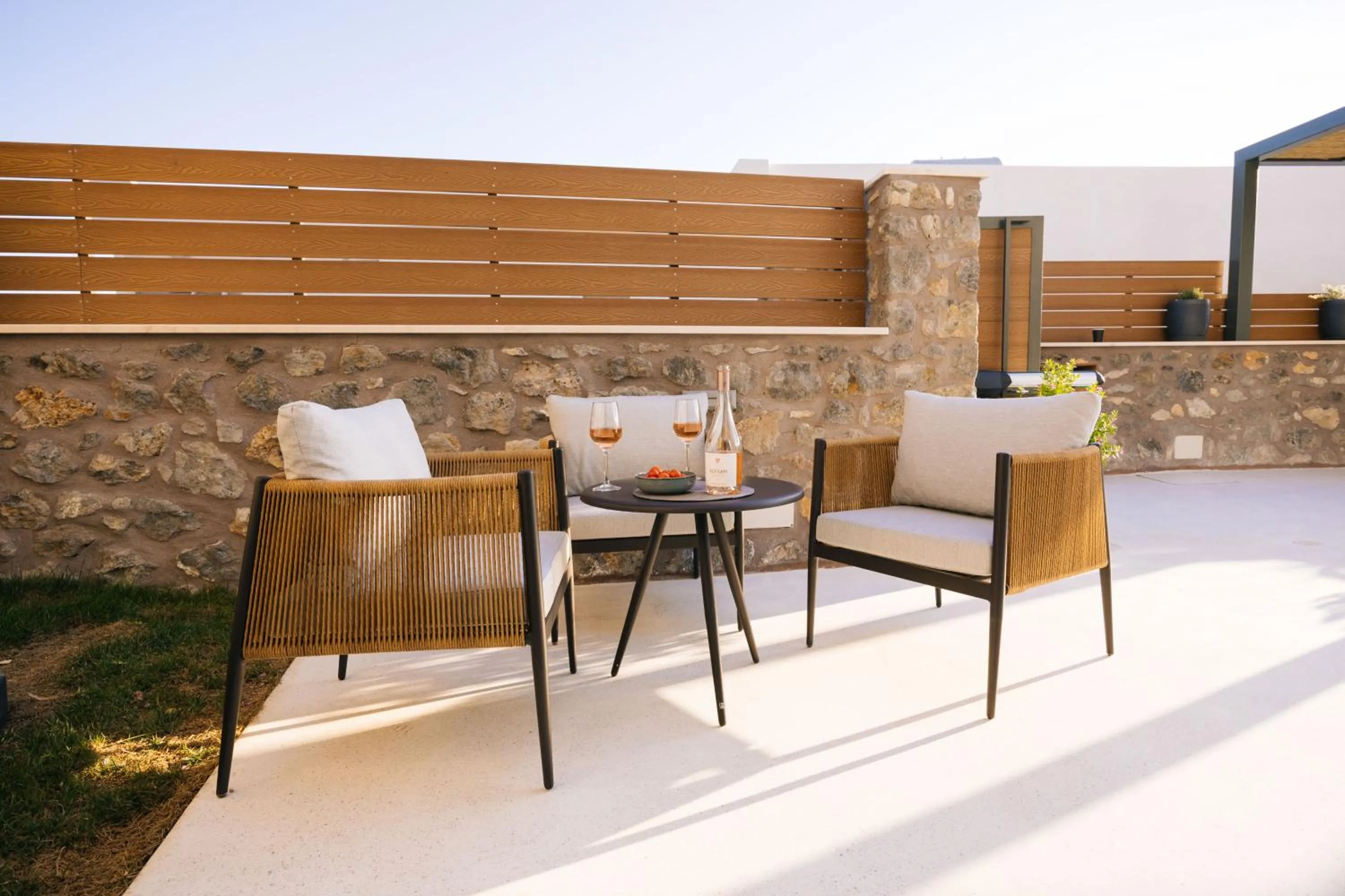 Balcony/Terrace in Mirthea Suites