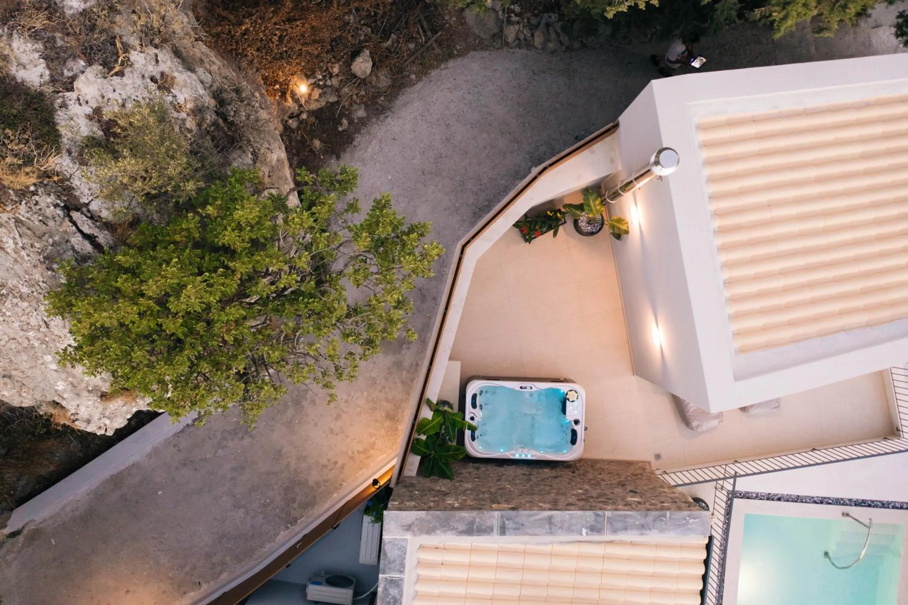 Hot Tub in Mirthea Suites