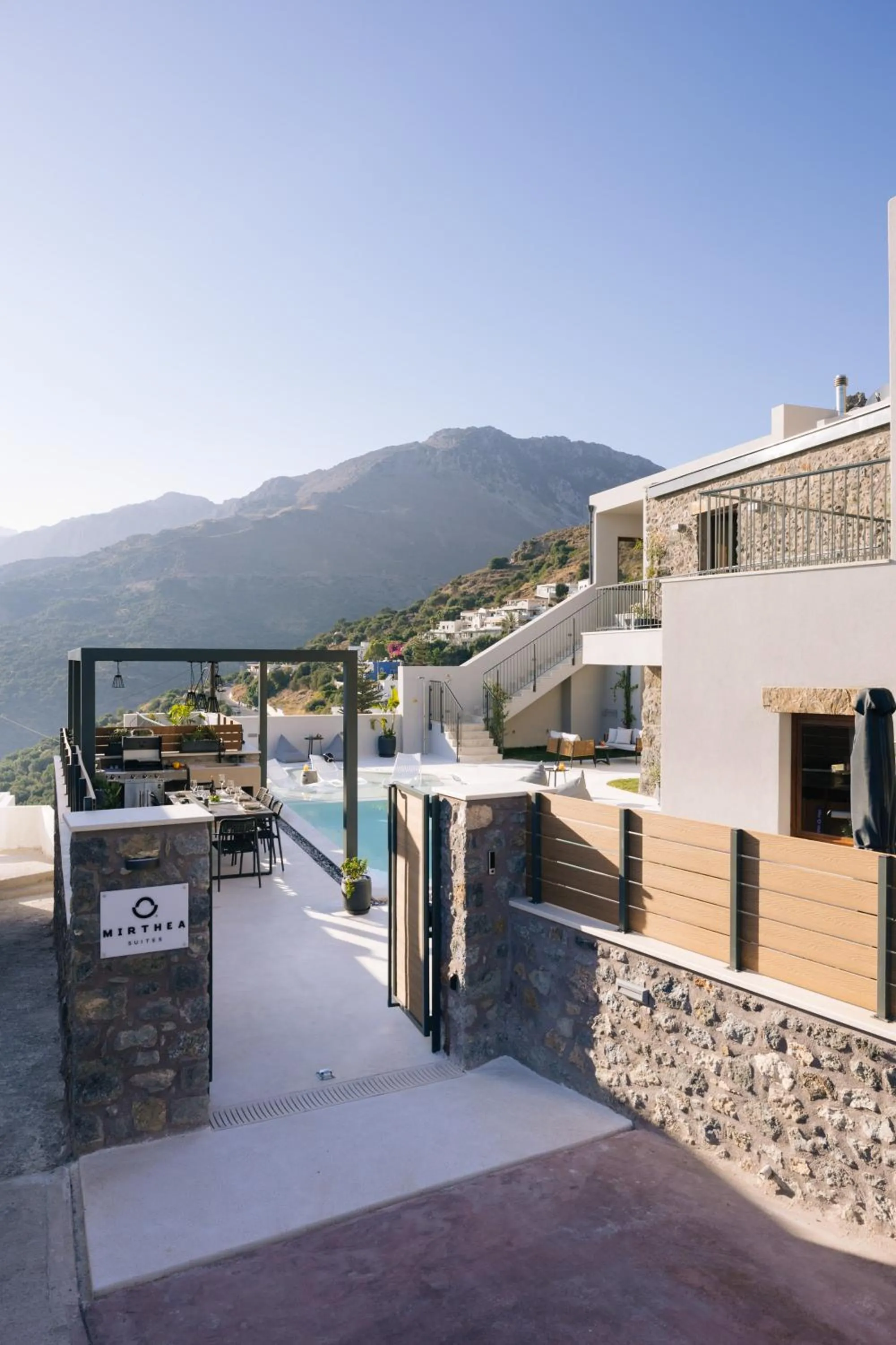 Property building in Mirthea Suites