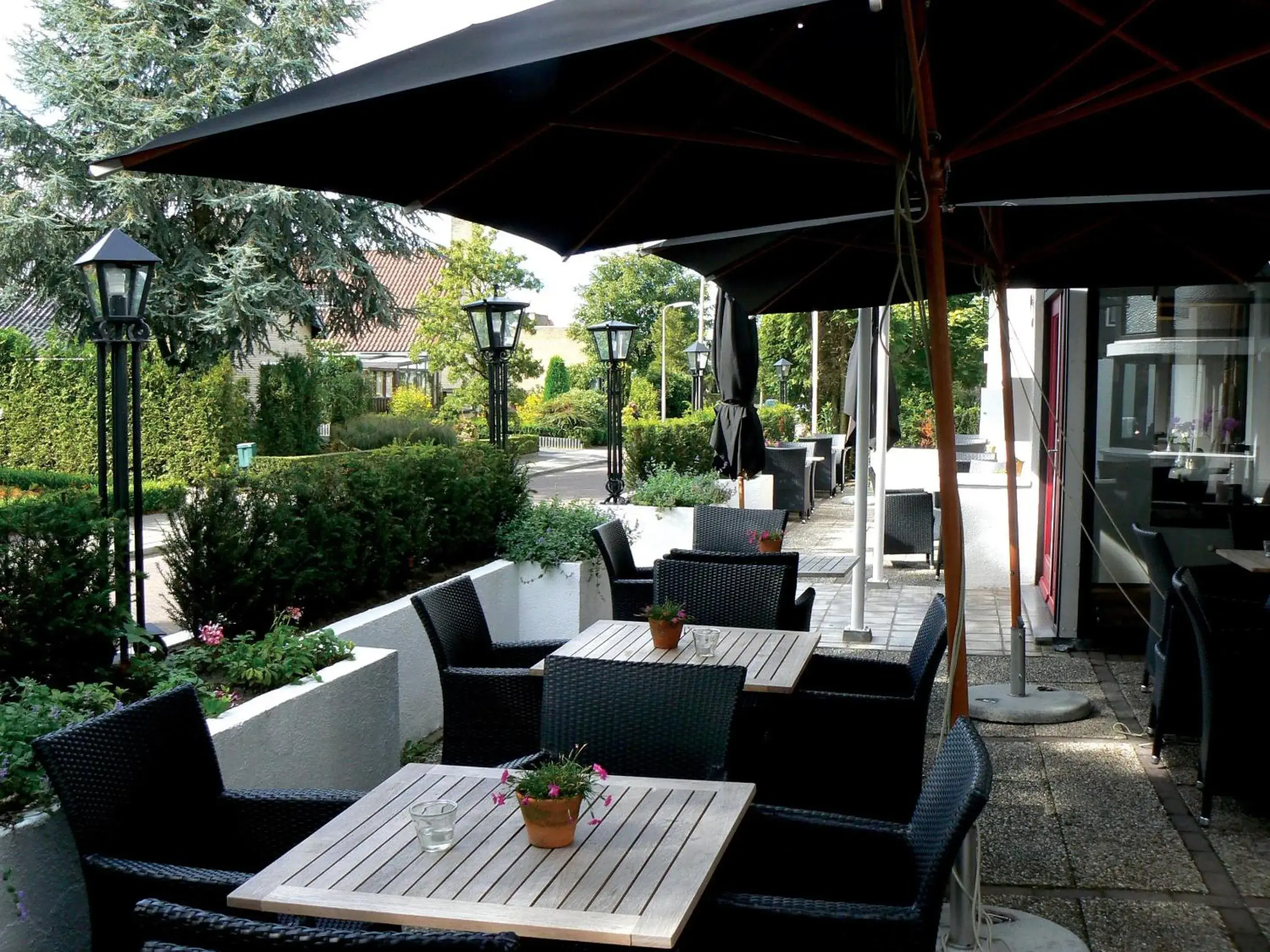 Patio in Fletcher Hotel Restaurant Hellendoorn Patio in Fletcher Hotel Restaurant Hellendoorn