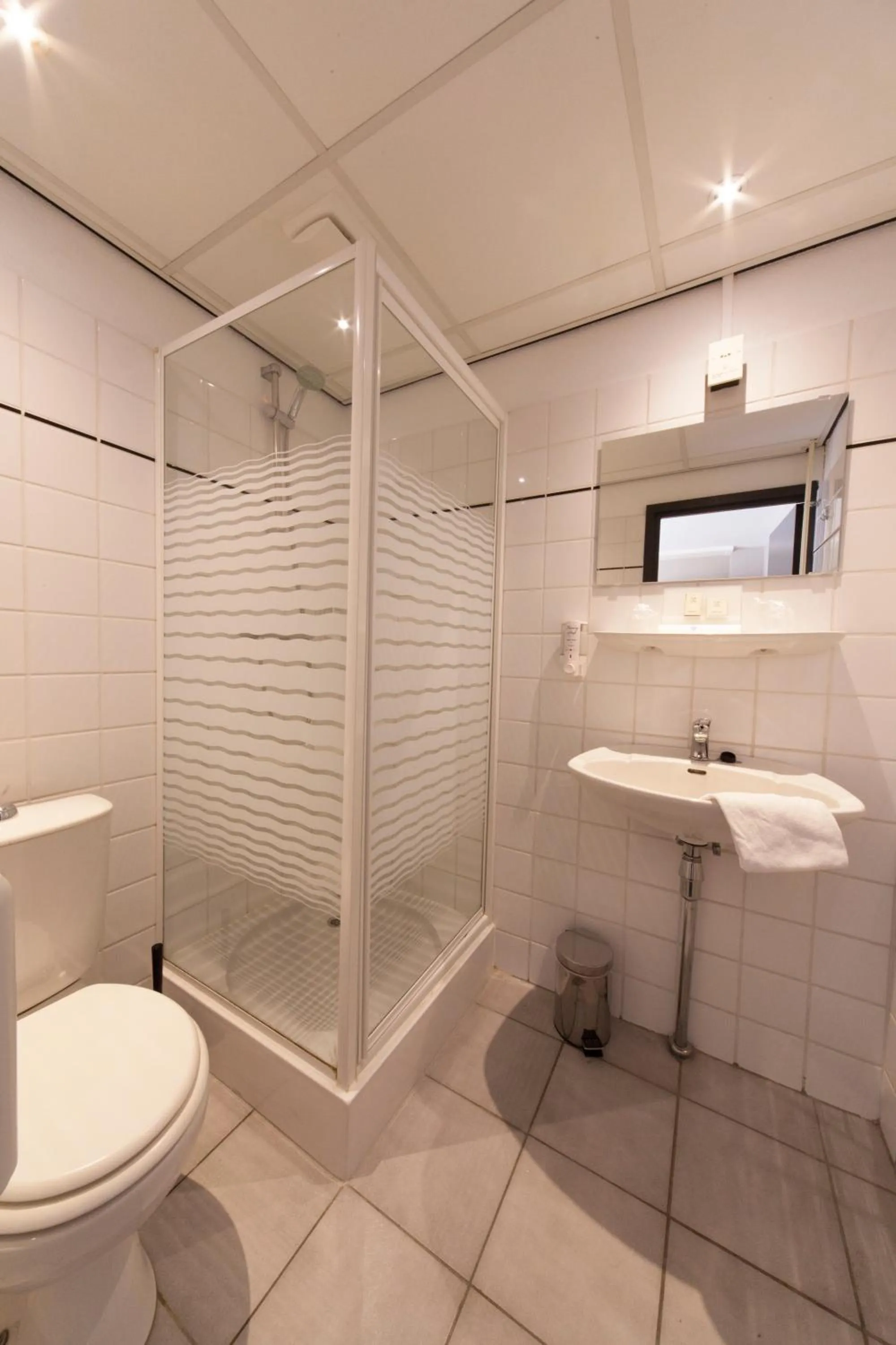 Bathroom in Fletcher Hotel Restaurant Hellendoorn