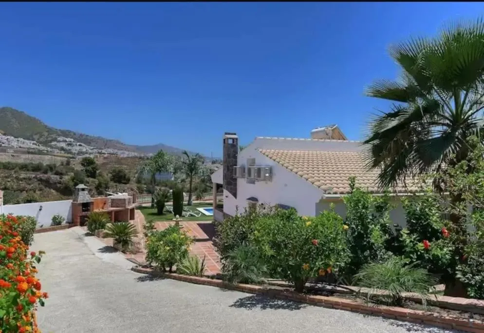 Parking in Villa Pastora