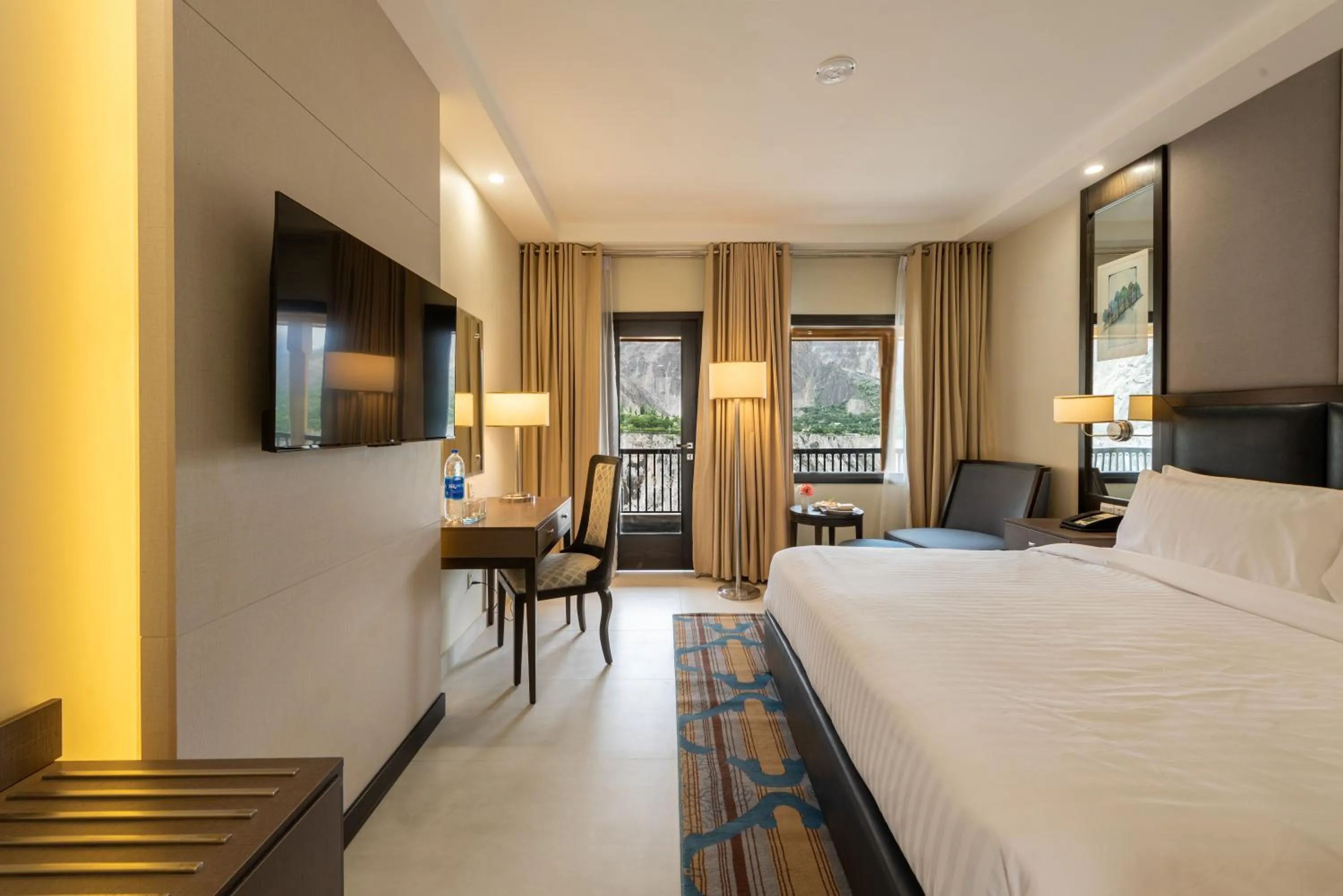 Bedroom, Bed in PC Legacy Hunza