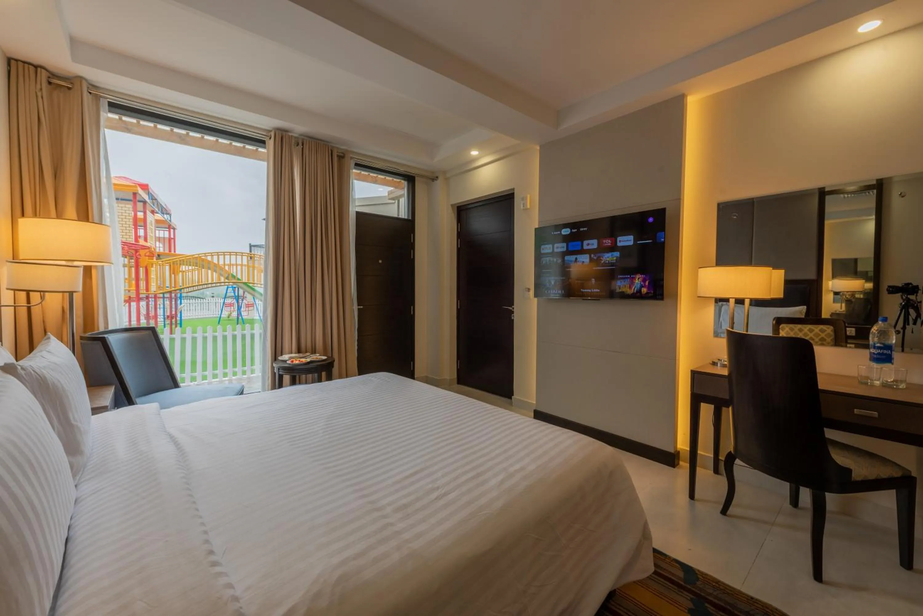 Bedroom, Bed in PC Legacy Hunza