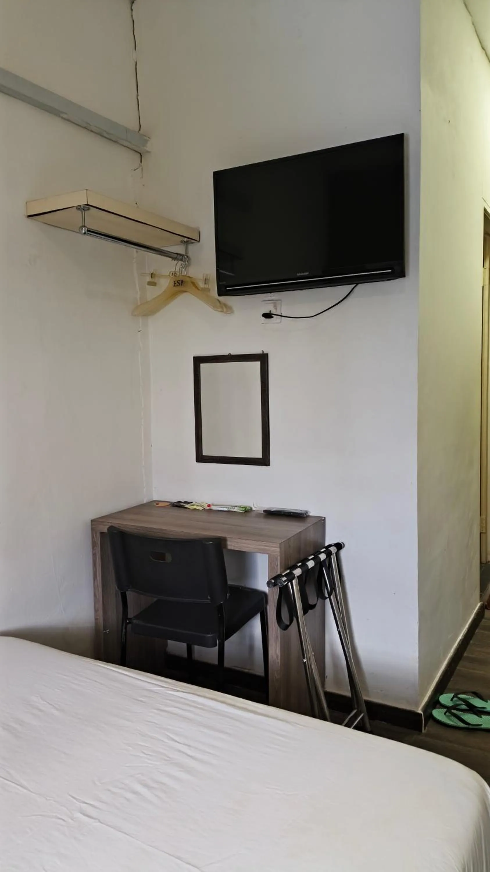 TV and multimedia, Bed in Natol Homestay - London Foochow Road