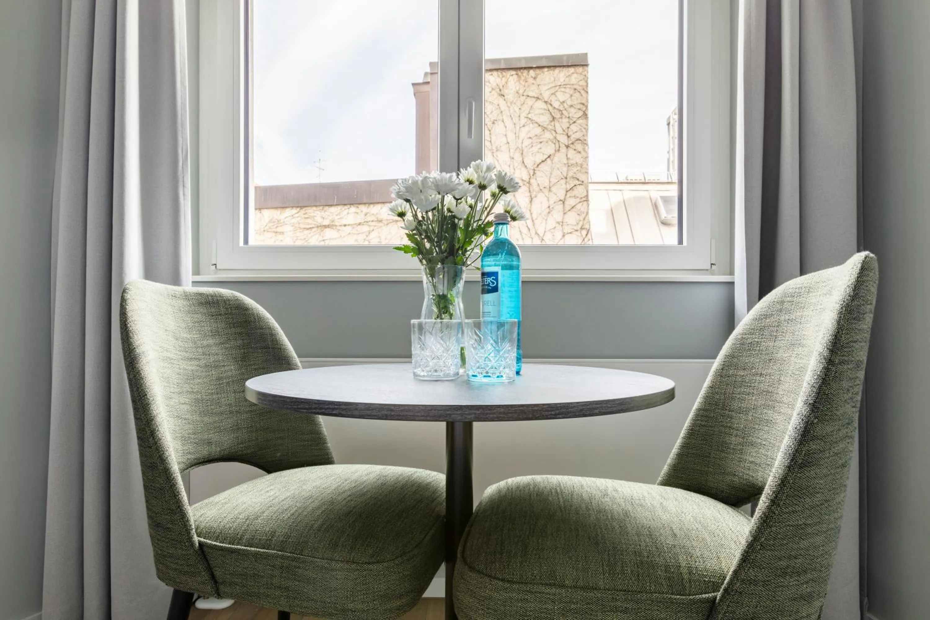 Seating area in Numa Munich Blend