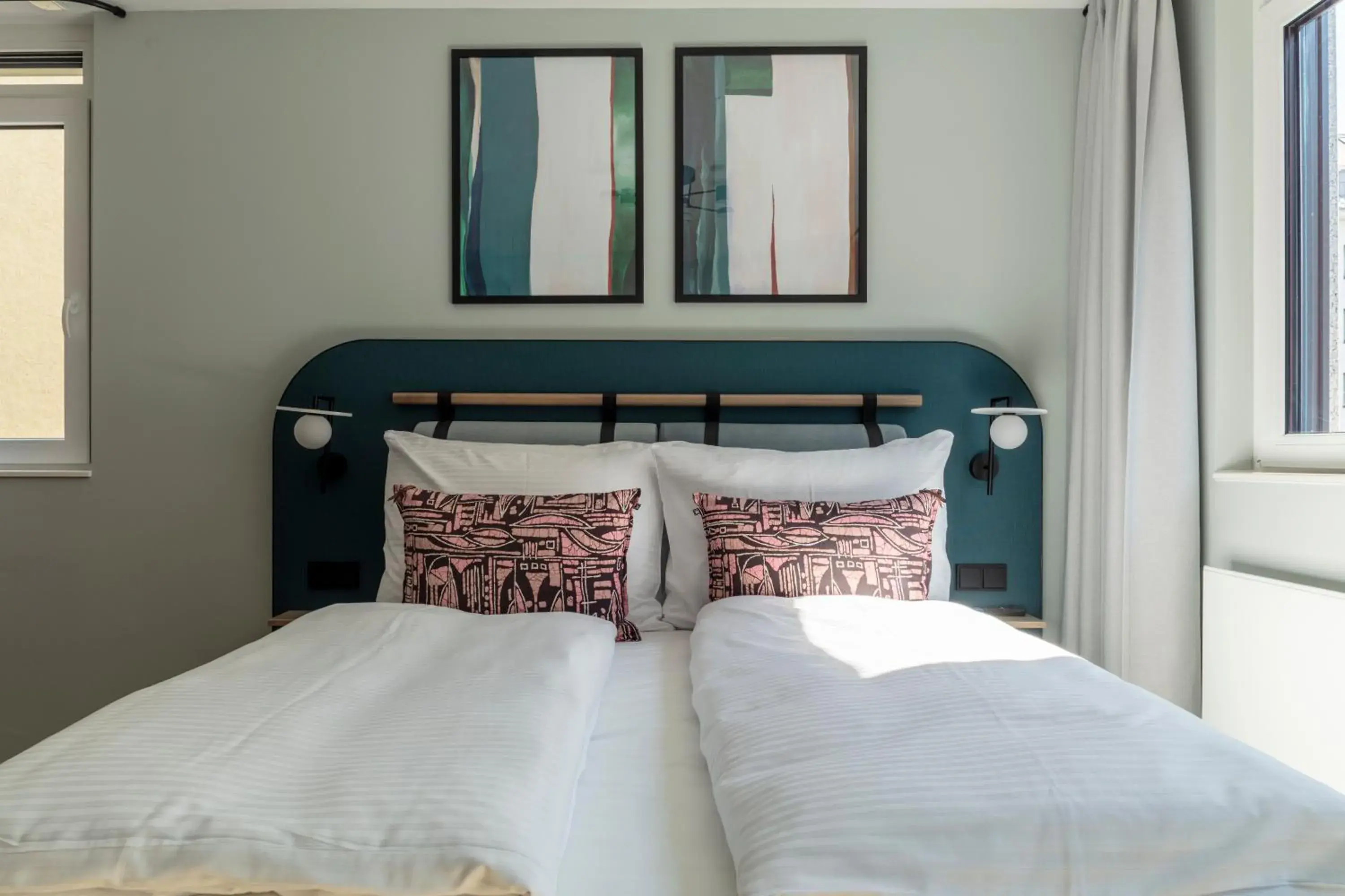 Medium Studio with Kitchenette in Numa Munich Blend Medium Studio with Kitchenette in Numa Munich Blend