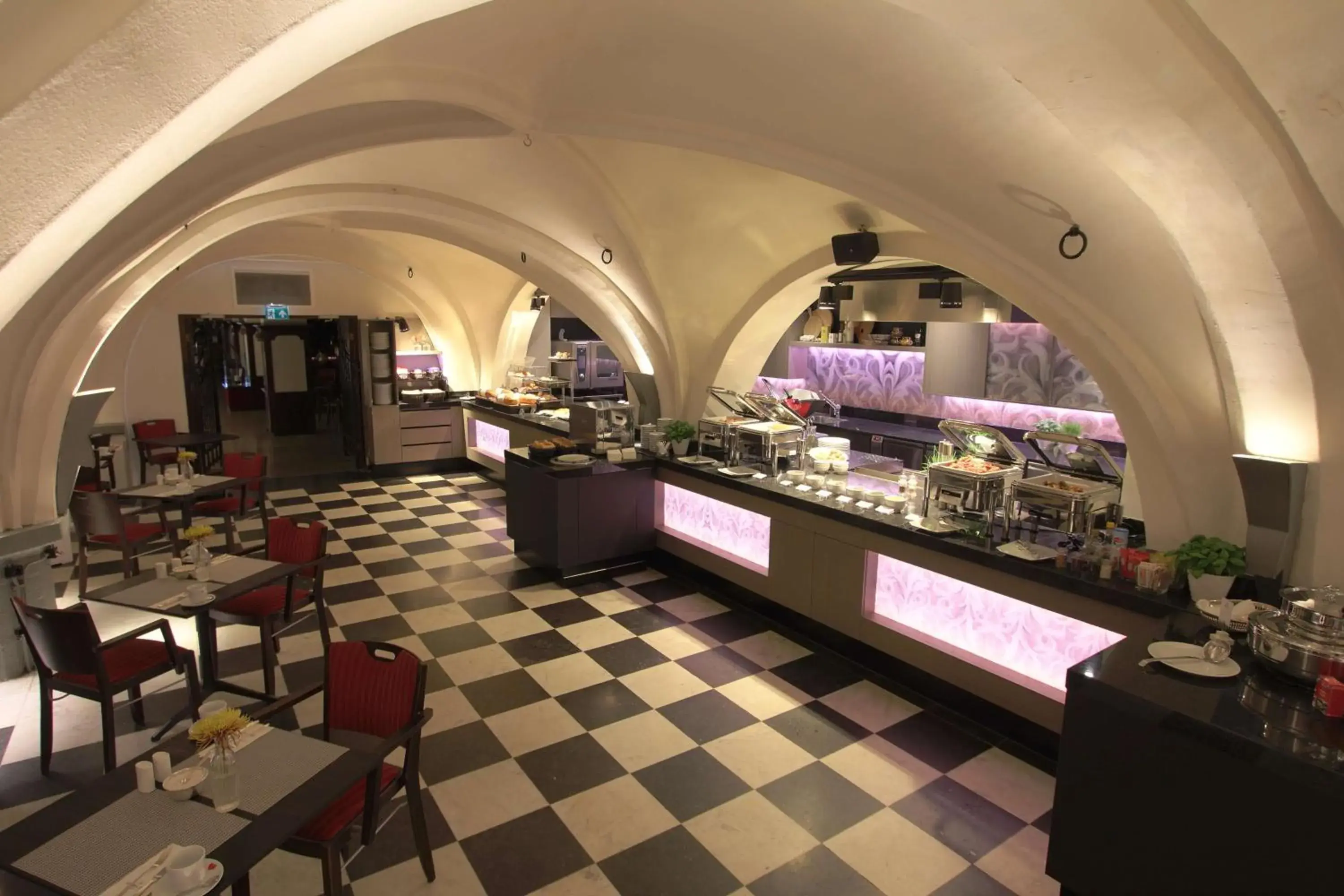 Breakfast in Golden Tulip Hotel Central Breakfast in Golden Tulip Hotel Central