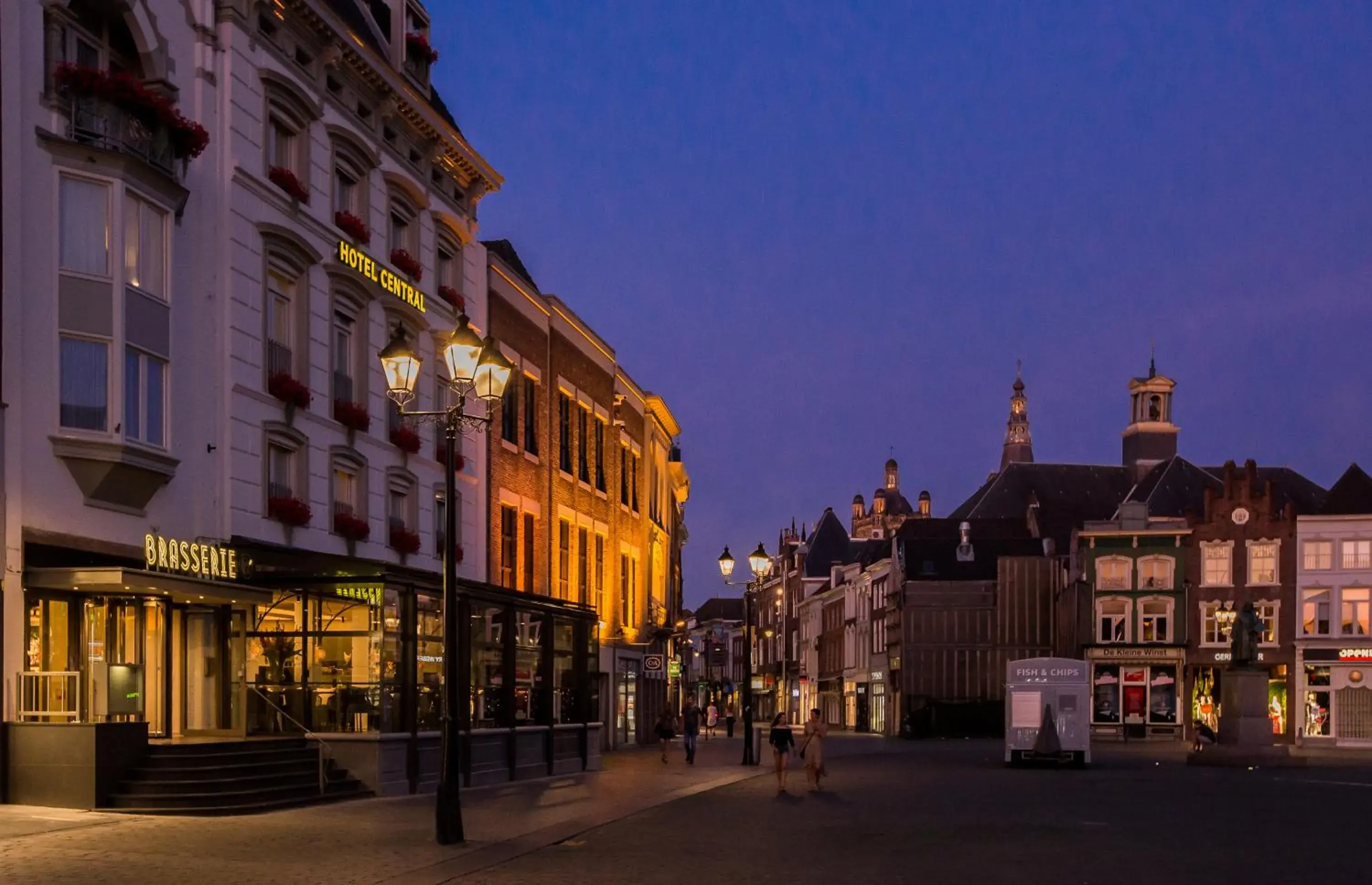 Property building in Golden Tulip Hotel Central Property building in Golden Tulip Hotel Central