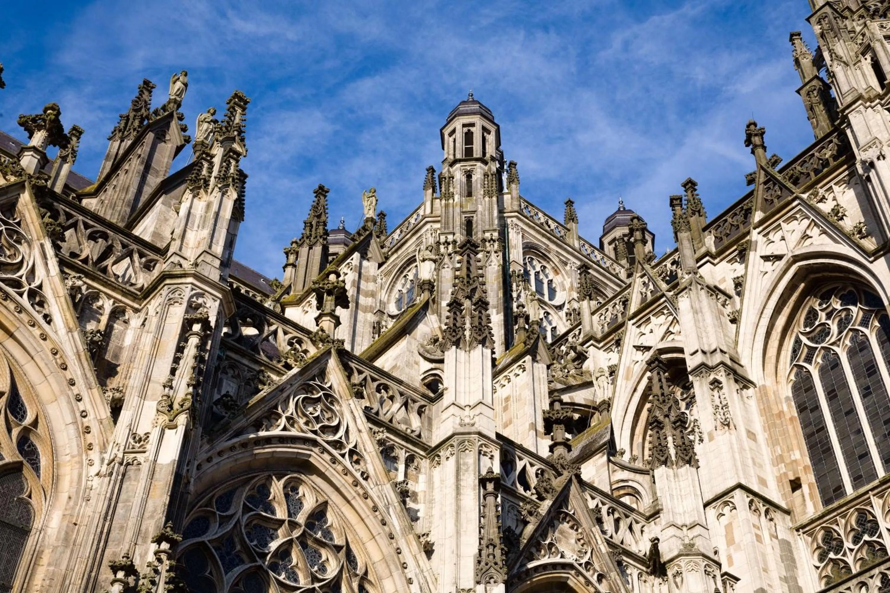 Nearby landmark in Golden Tulip Hotel Central