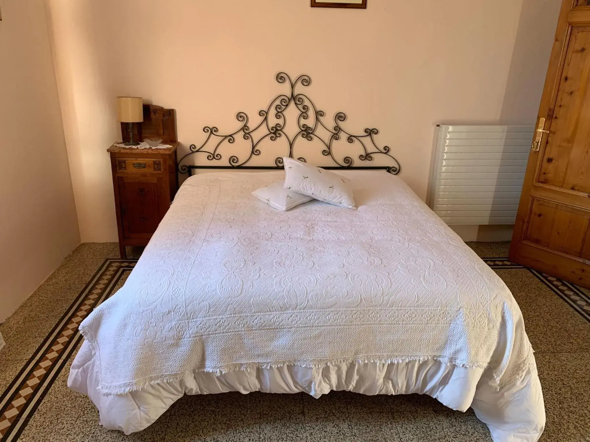 Junior Suite with Balcony in Villa Angelina Historic Residence - Lucca Centro Junior Suite with Balcony in Villa Angelina Historic Residence - Lucca Centro