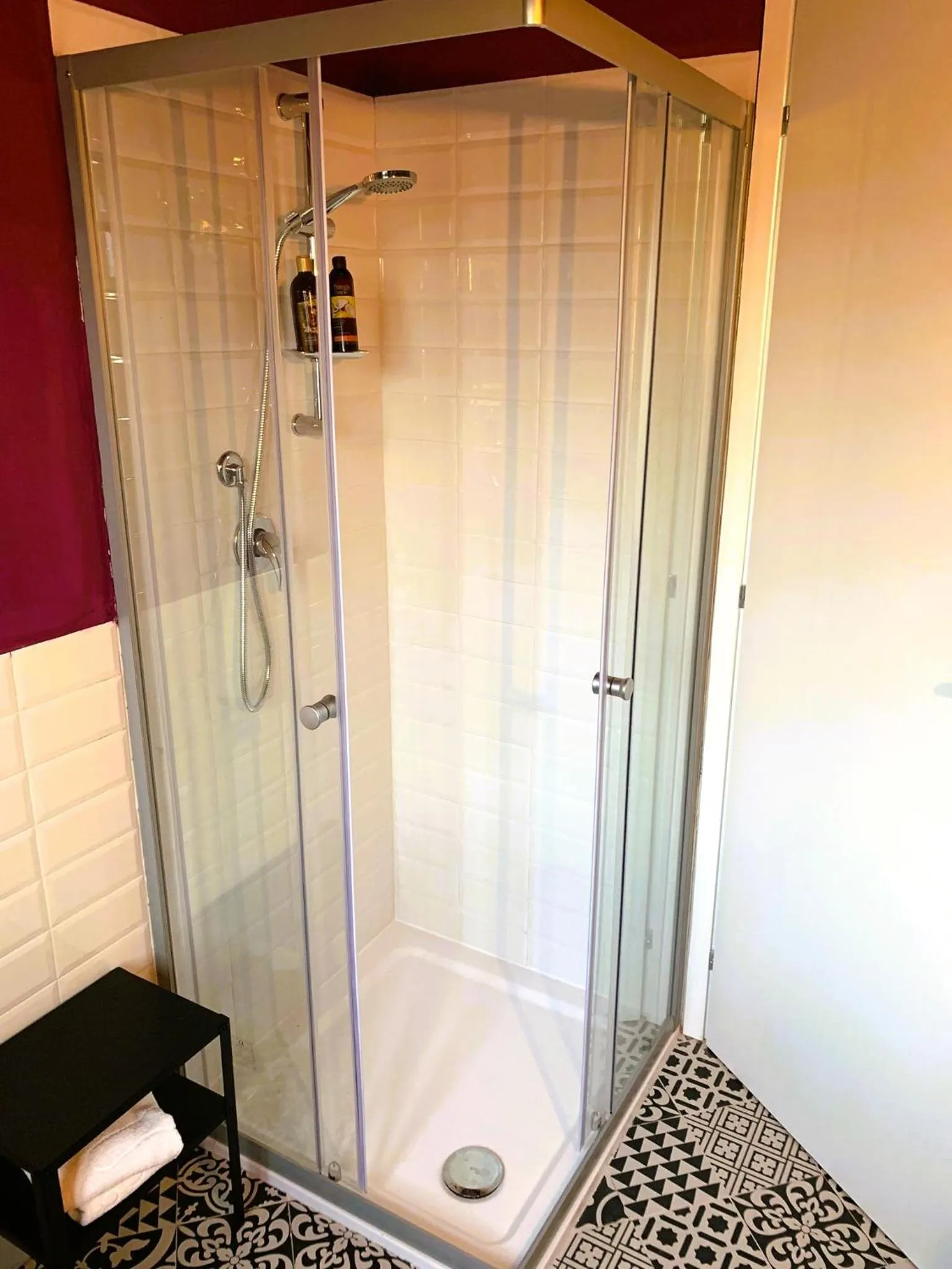 Shower in Villa Adelina