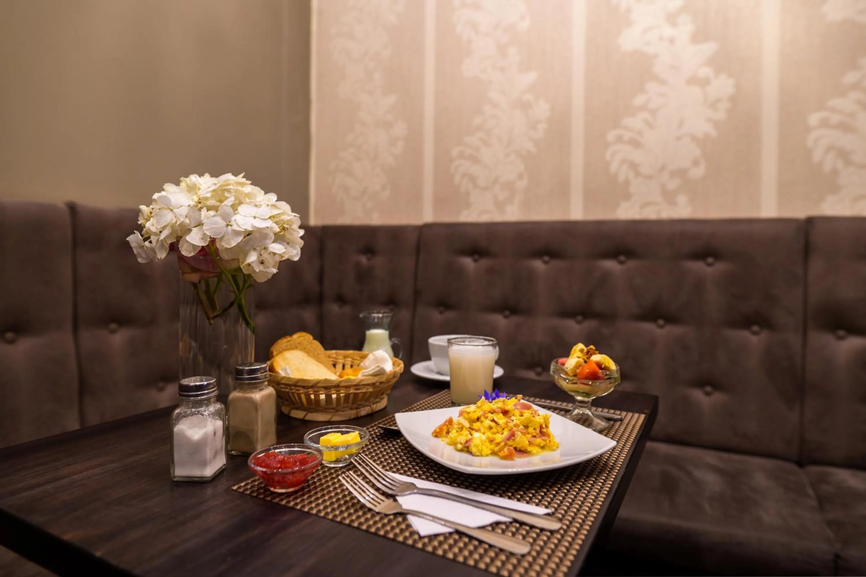 Food and drinks in Santa Lucia House - Forum