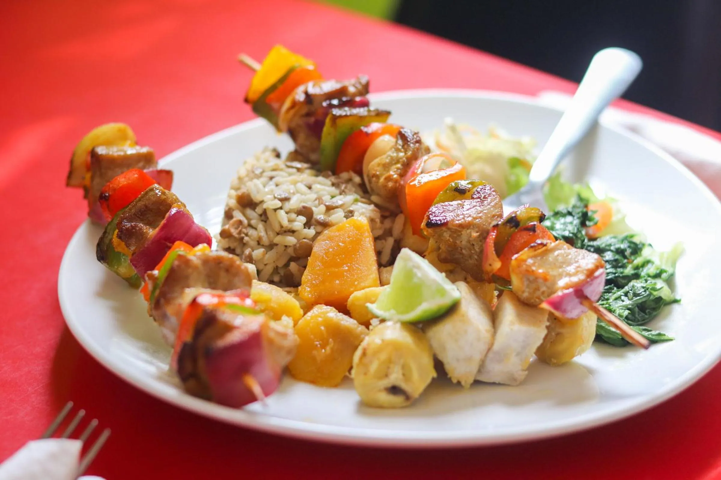 Restaurant/places to eat in La Flamboyant Hotel