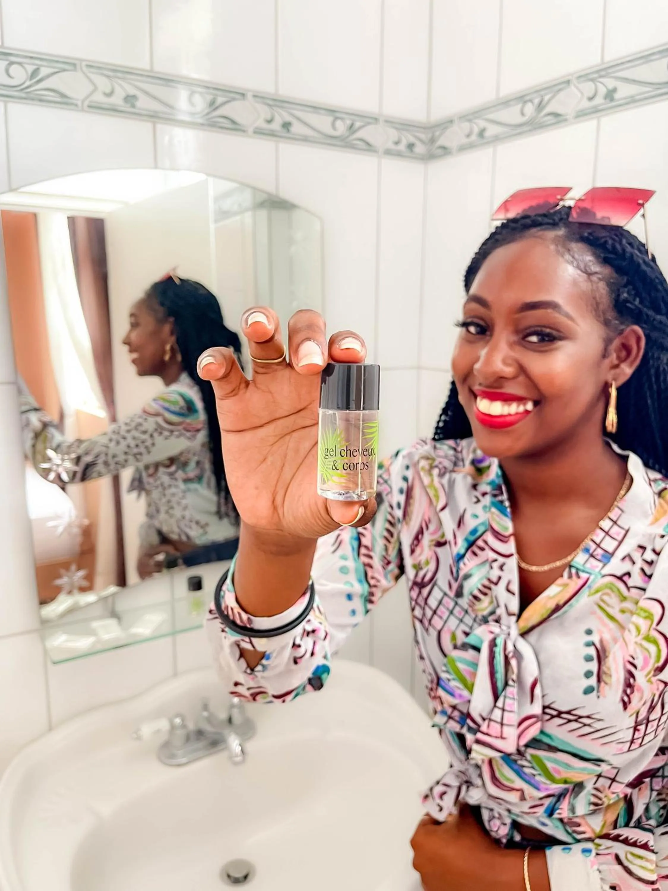 Bathroom in La Flamboyant Hotel