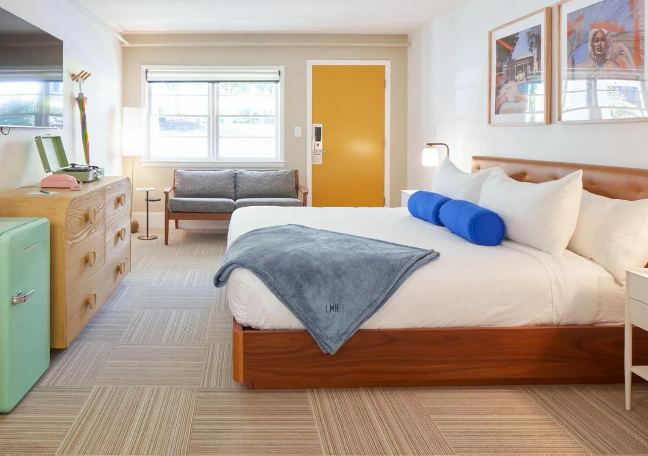 Bedroom, Bed in Little Mod Hotel at the University