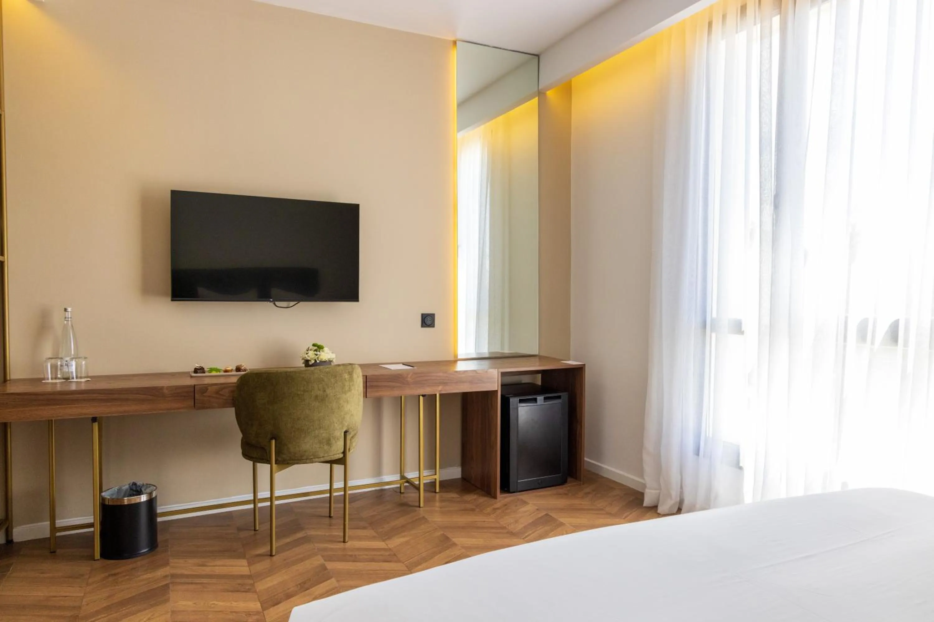 Bedroom, Bed in DIAGONAL HOTEL