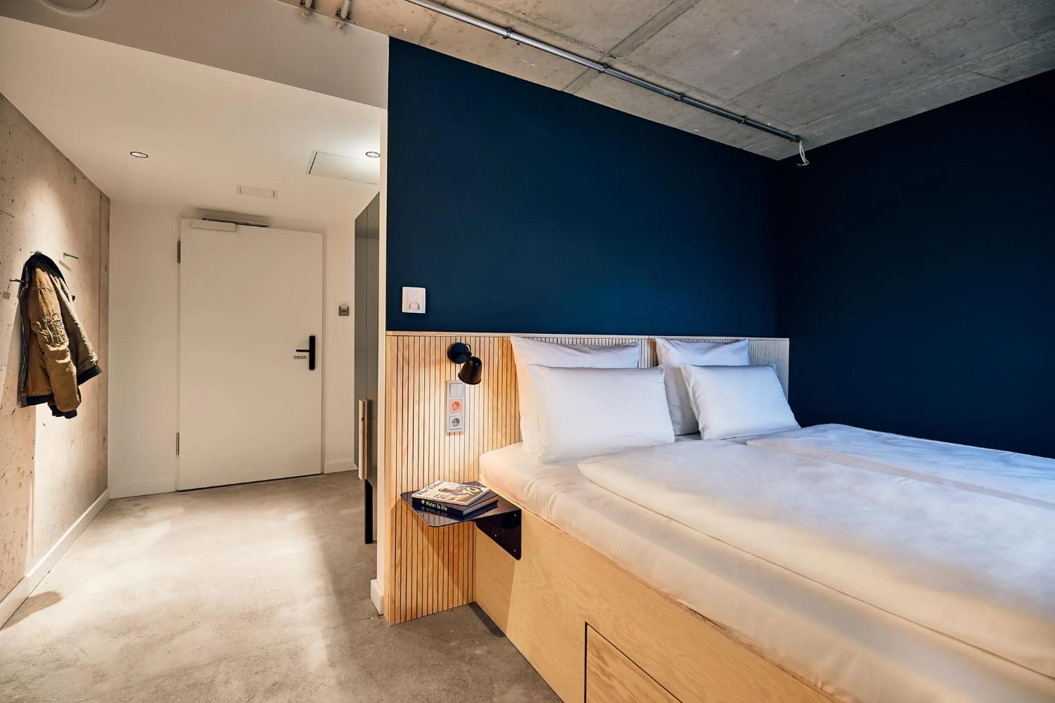 Bed in Villa Viva Hamburg - Neueröffnung Nov 2023