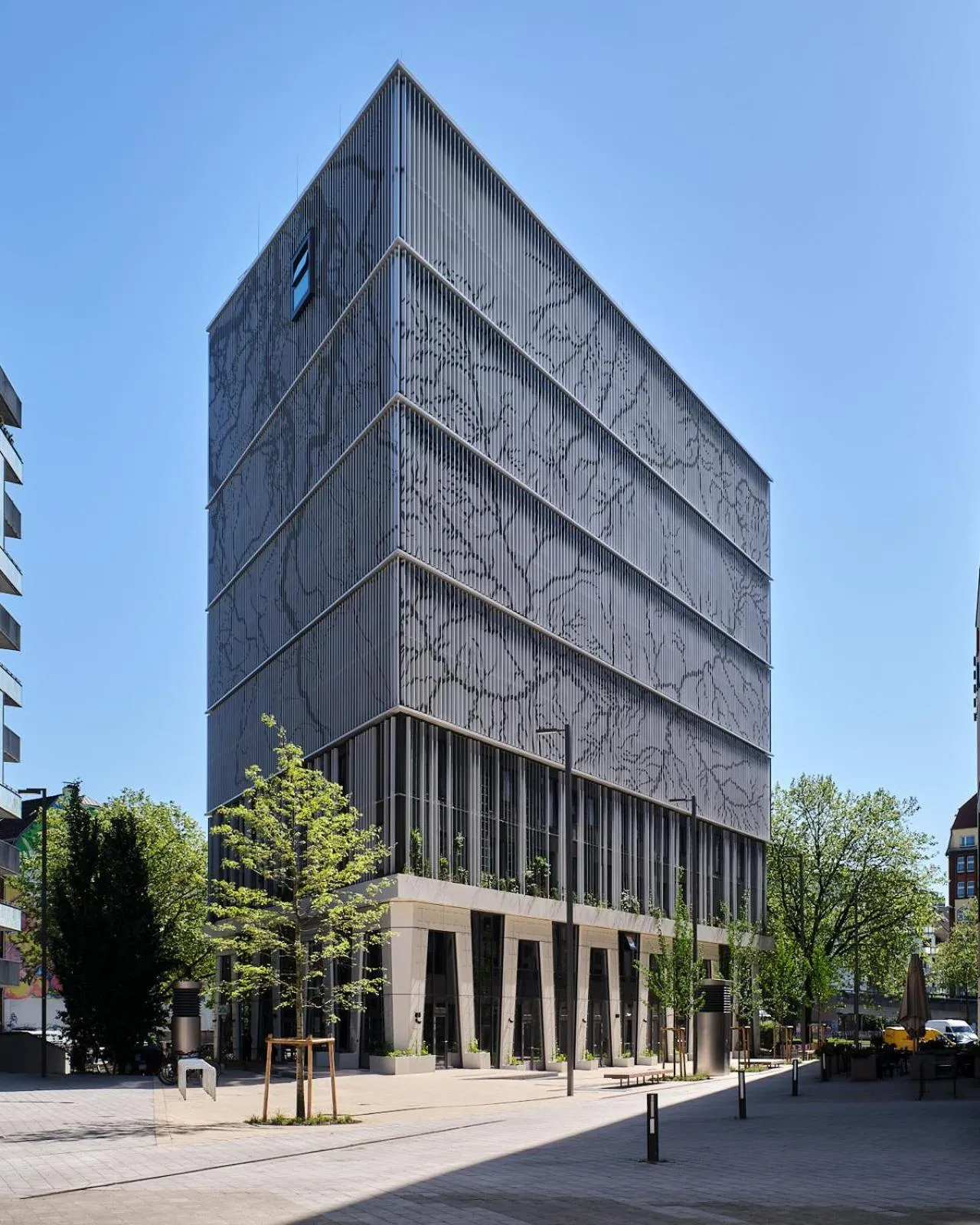 Property building in Villa Viva - ein Haus das Brunnen baut