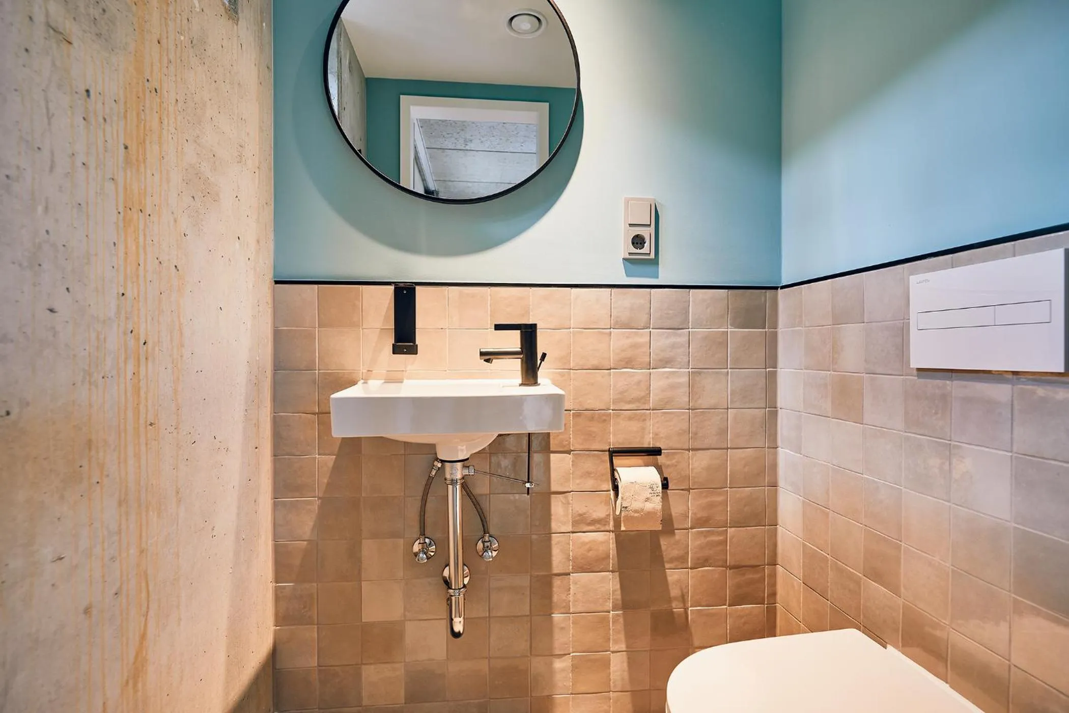 Toilet, Bathroom in Villa Viva Hamburg - Neueröffnung Nov 2023