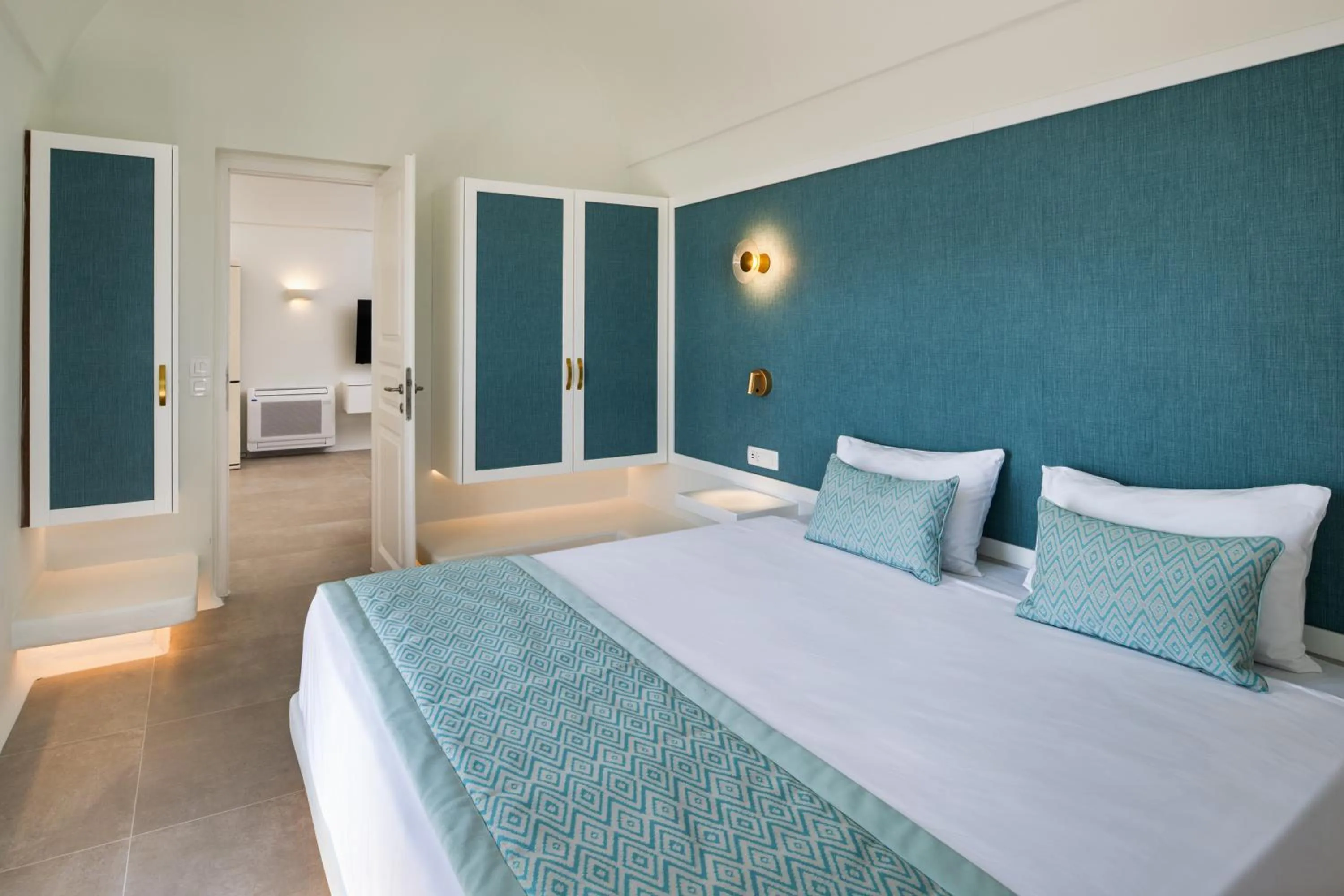 Bed in Sienna Eco Resort