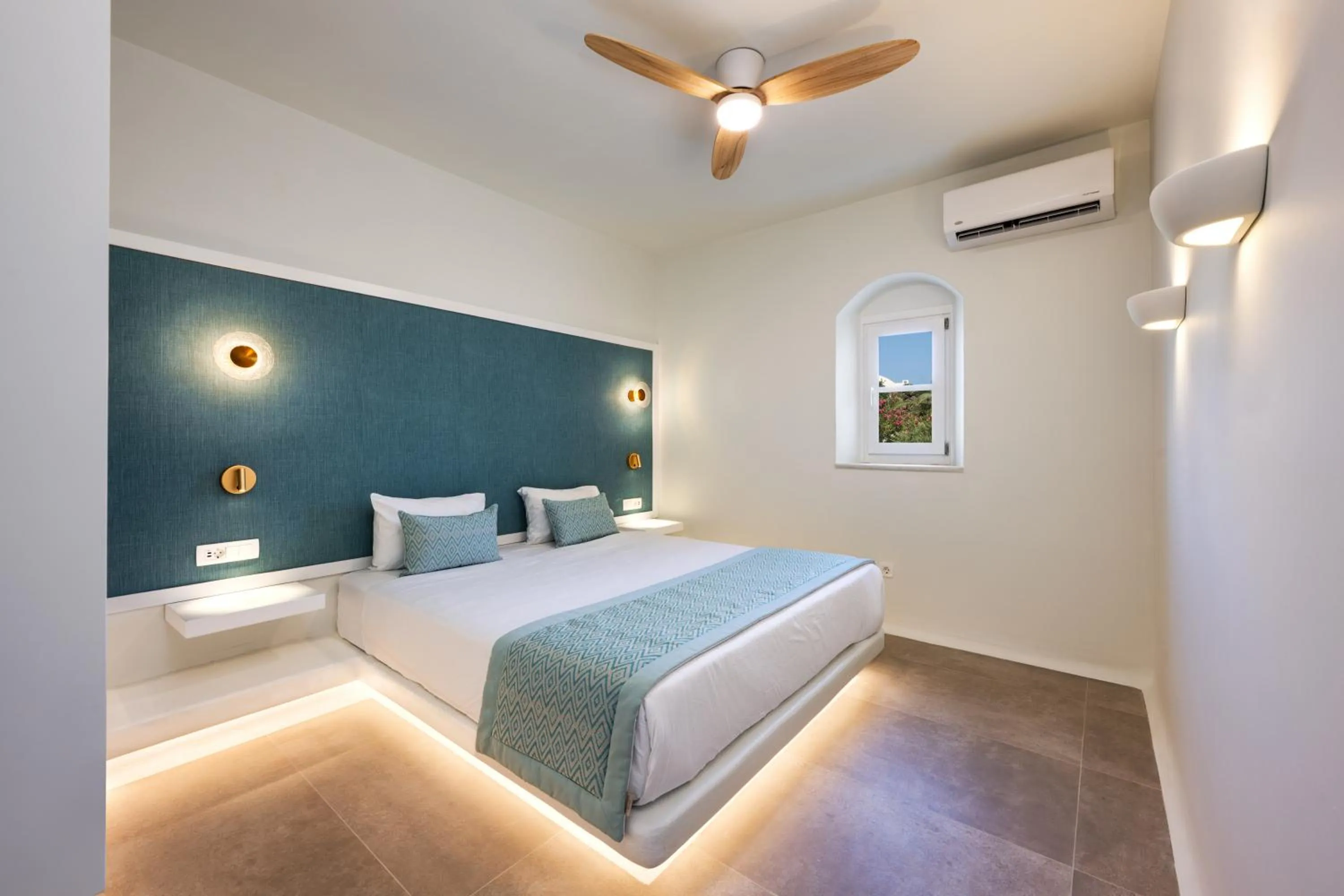 Bed in Sienna Eco Resort