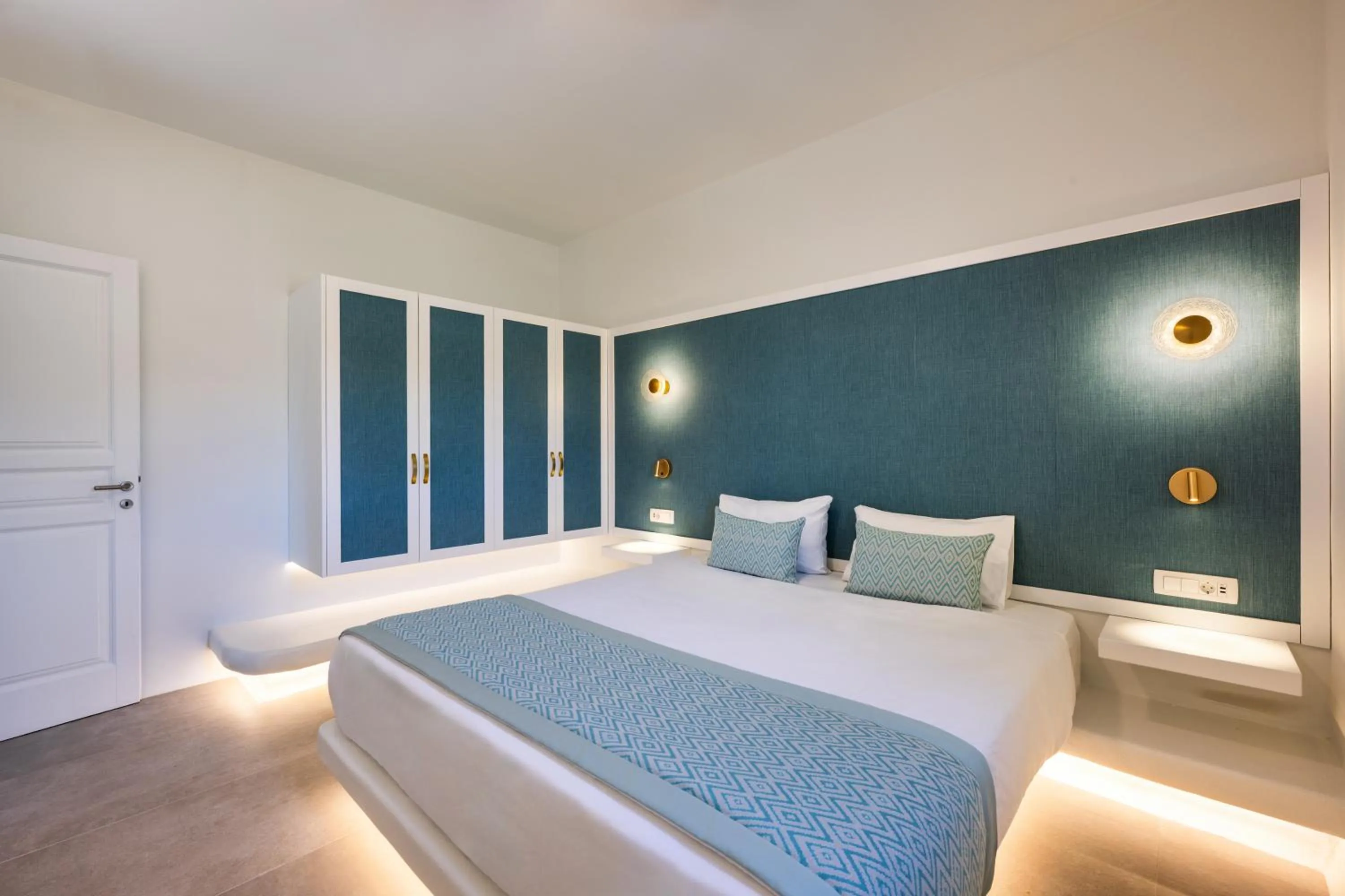 Bed in Sienna Eco Resort