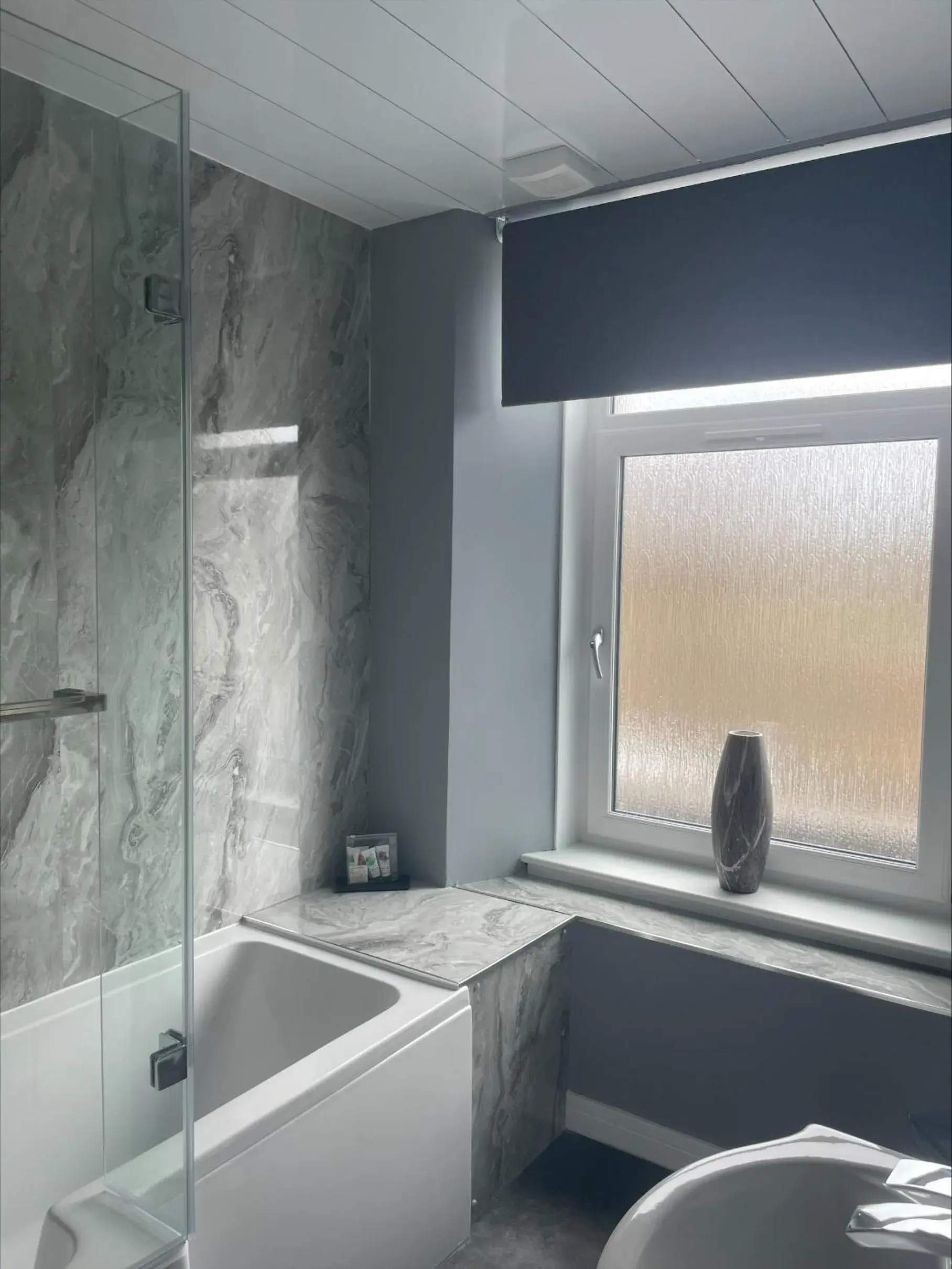 Bedroom in The Brig & Barrel hotel Bedroom in The Brig & Barrel hotel