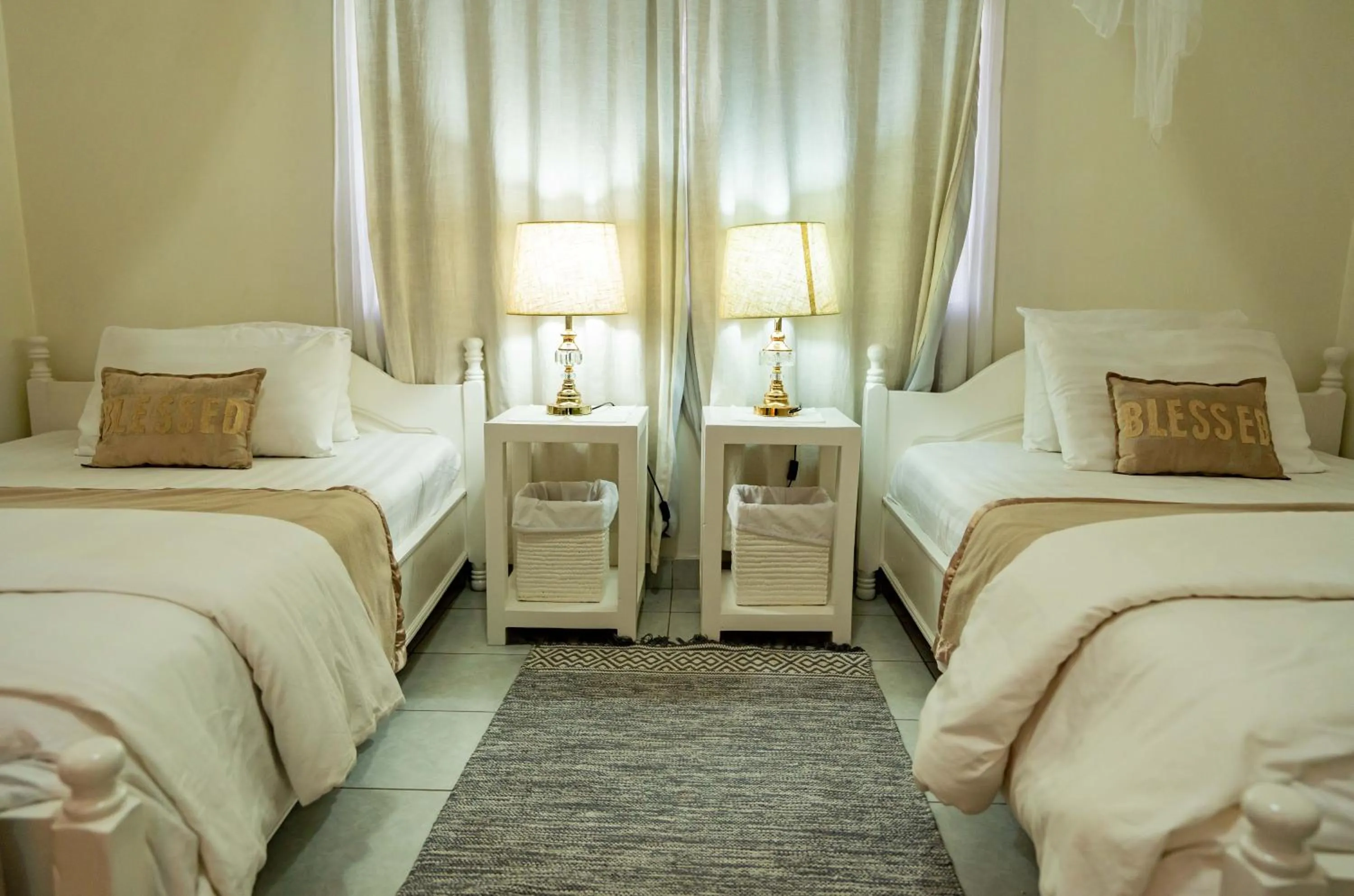 Bed in Blue Veil Villa Hotel