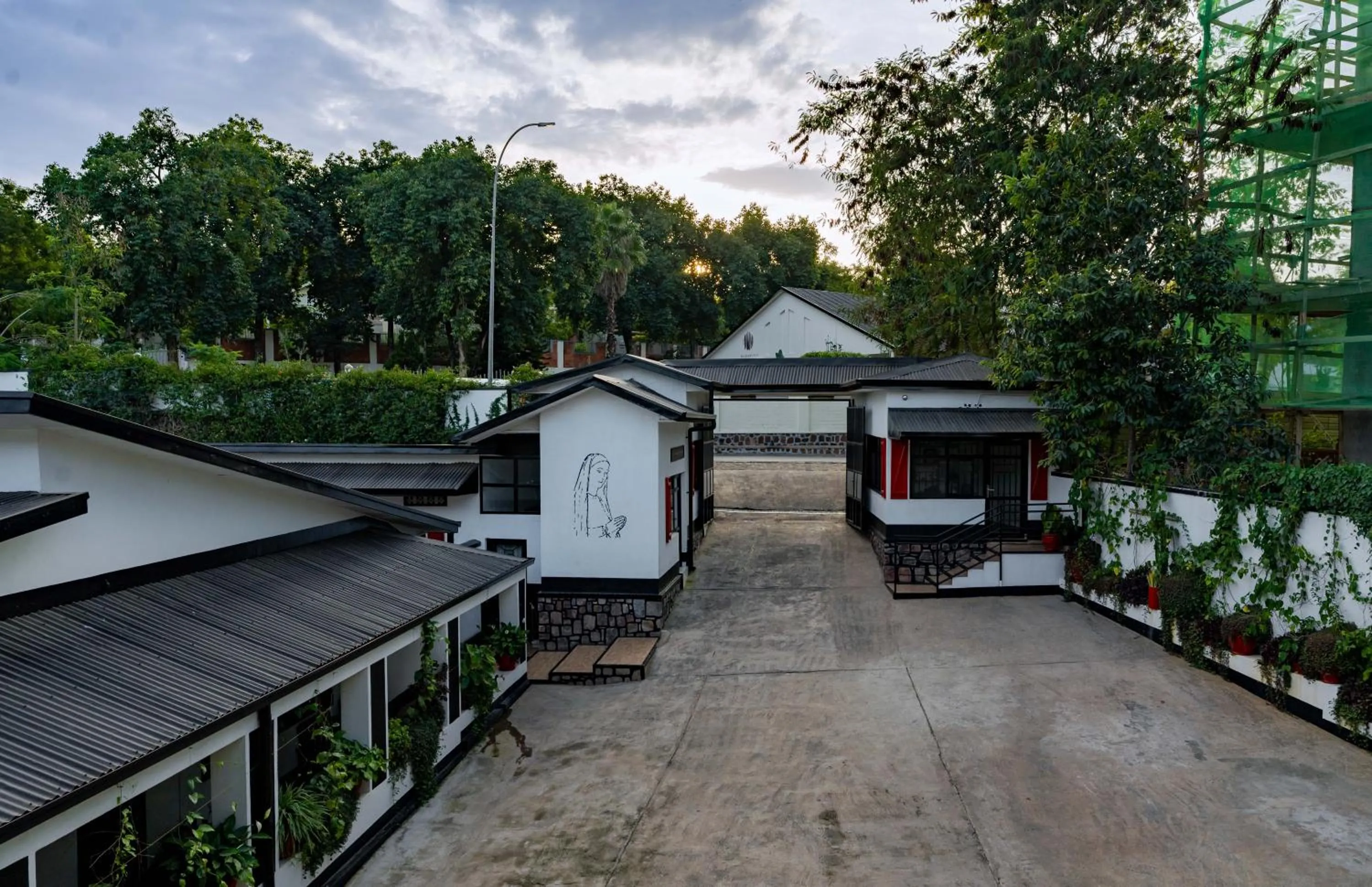 Blue Veil Villa Hotel