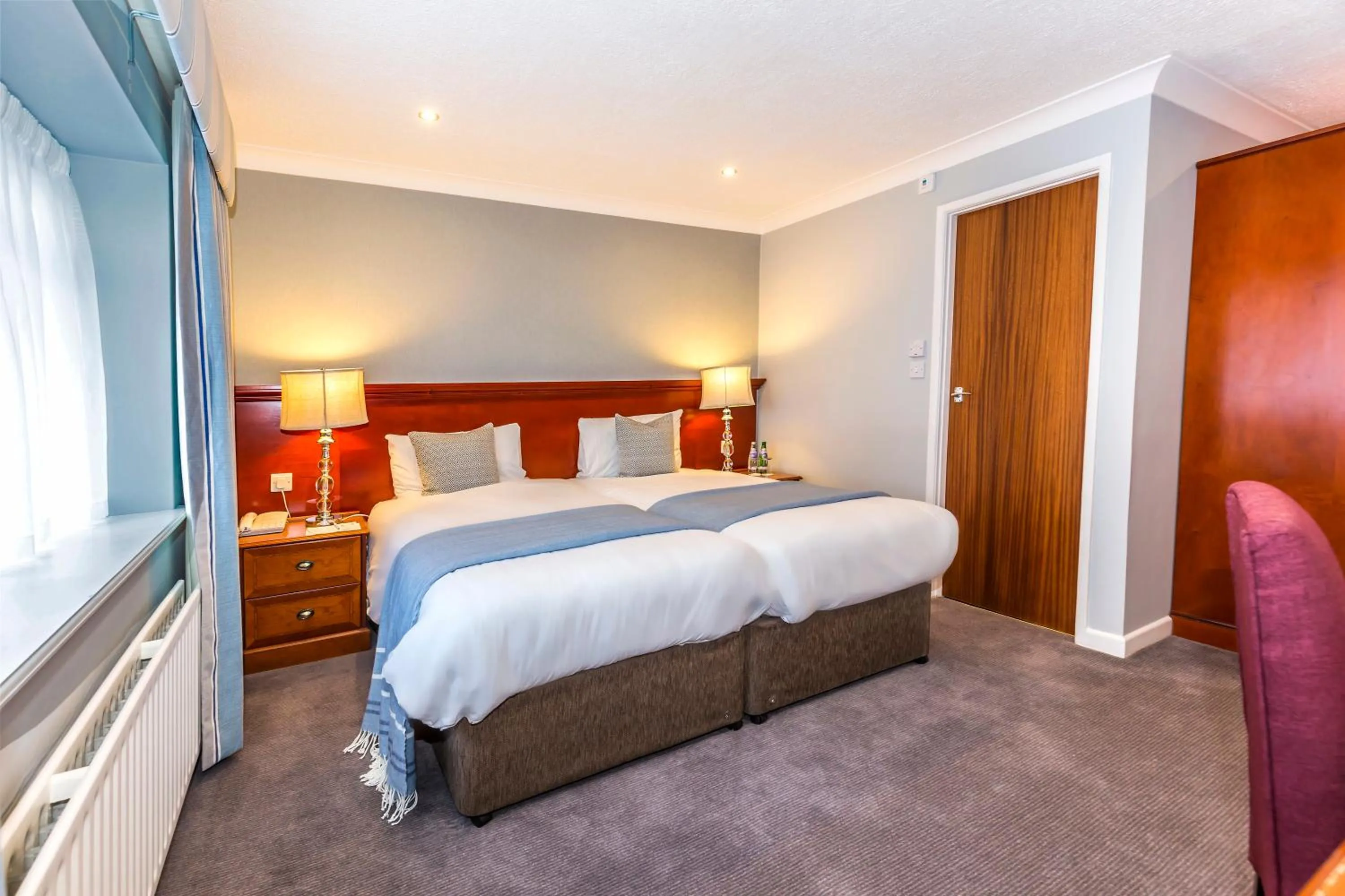 Bed in Connaught Lodge