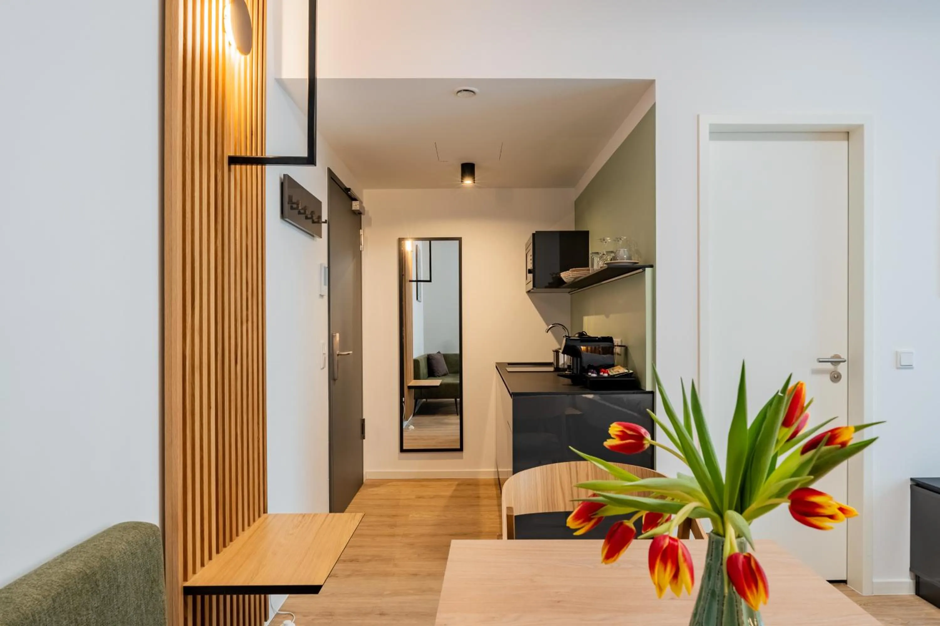 Photo of the whole room in Nena Apartments Berlin Adlershof