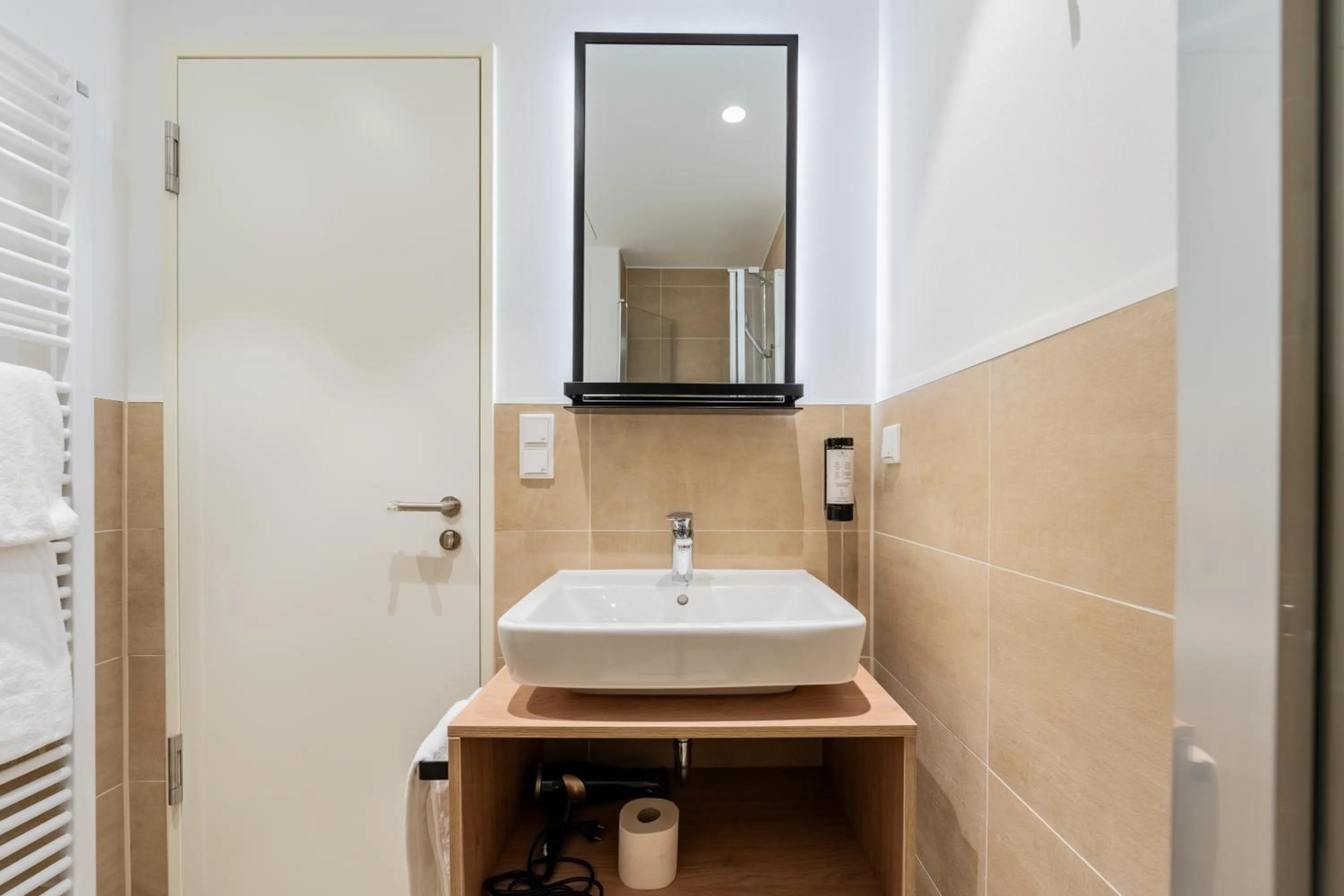 Bathroom in Nena Apartments Berlin Adlershof