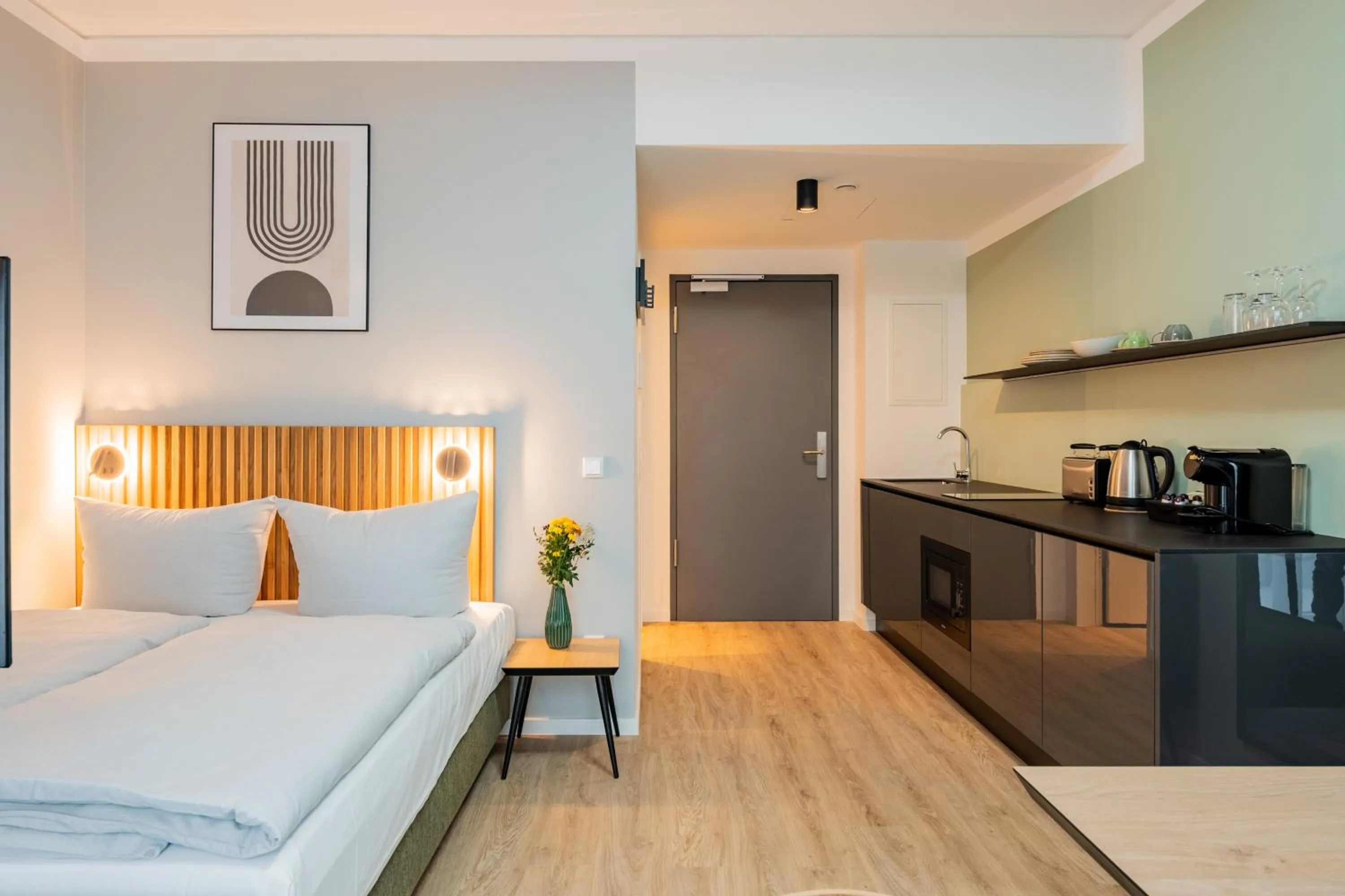 Photo of the whole room in Nena Apartments Berlin Adlershof