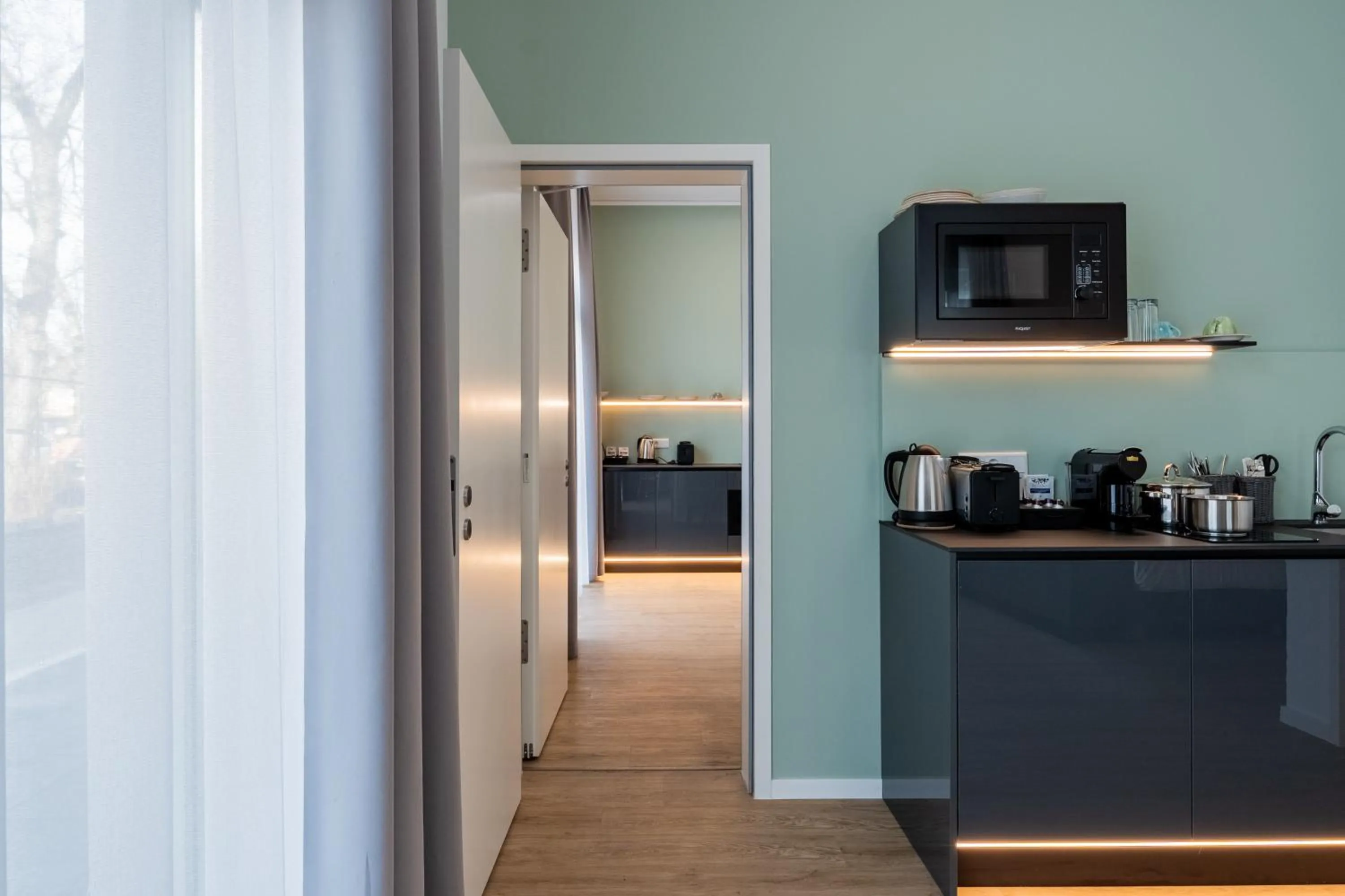 Photo of the whole room in Nena Apartments Berlin Adlershof