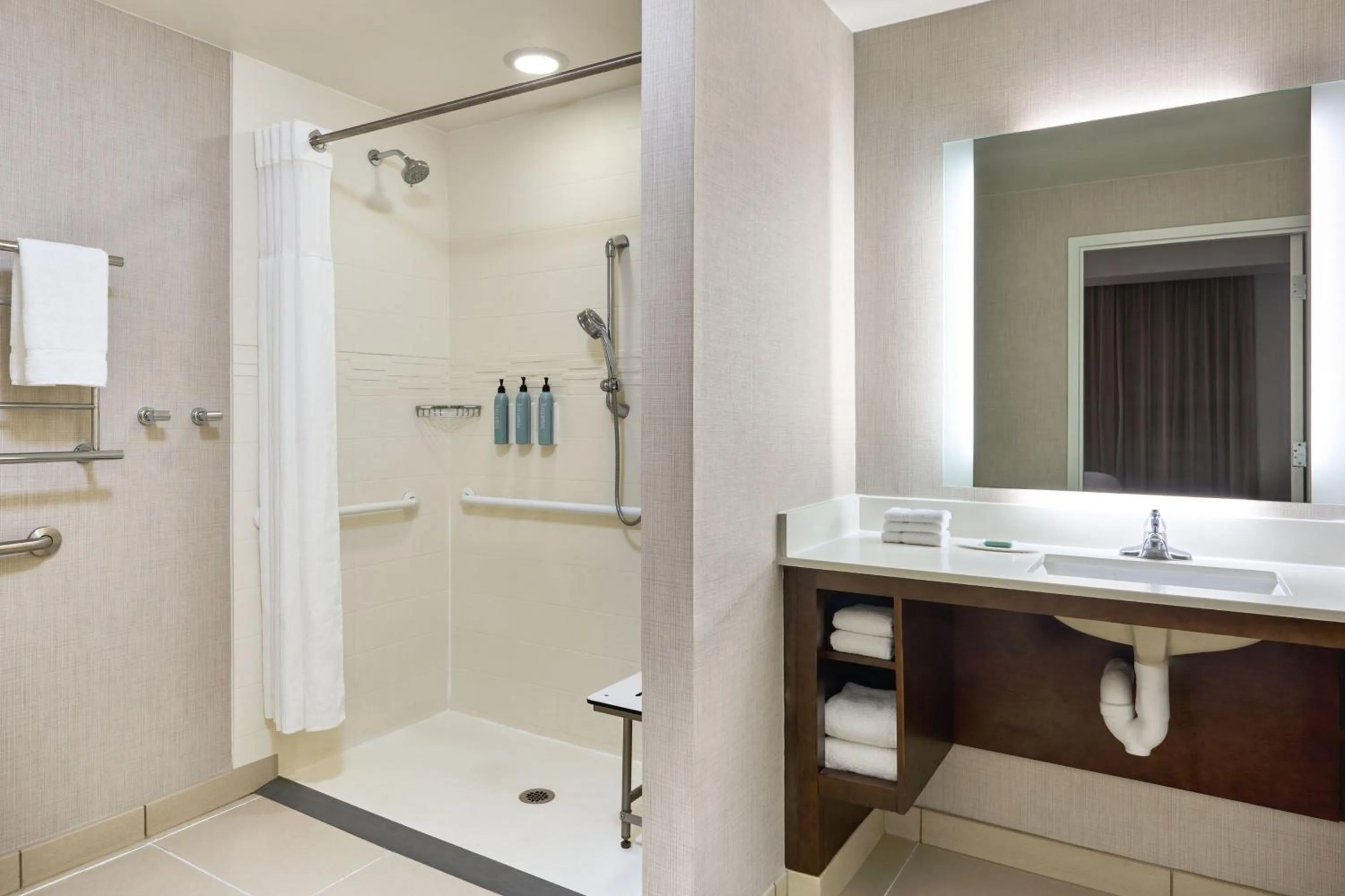 Bathroom in Residence Inn by Marriott Nashville South East/Murfreesboro