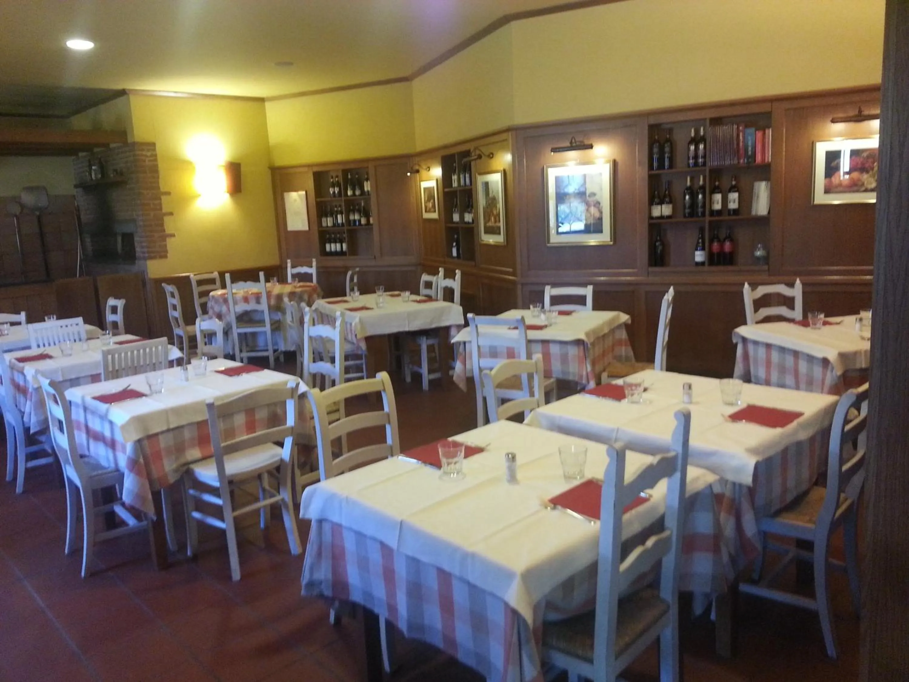 Restaurant/places to eat in Borgonuovo